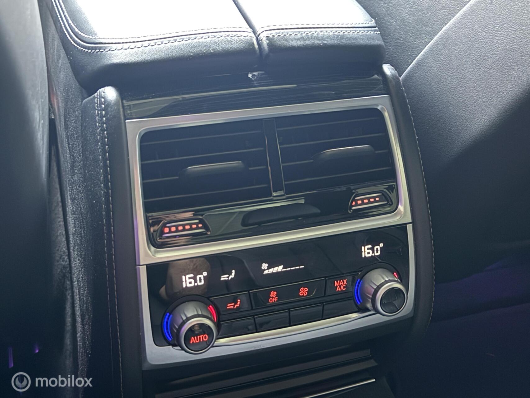 Foto van BMW 745e