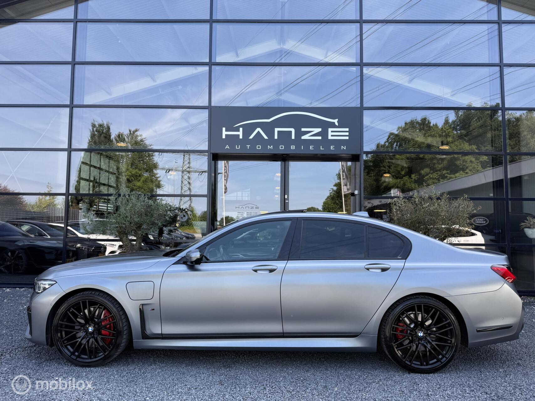 Foto van BMW 745e