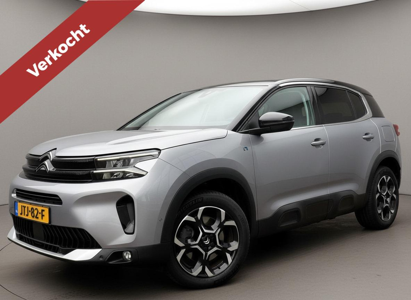 Citroen C5 Aircross 1.6 Plug-in Hybrid Led Carplay Cruise 23 Nieuw Model Vol Opties Automaat 360 Camera Dab Eerste Eigenaar Hoge Instap 34464 KM Gereden Dealer Onderhouden 2023 - voorkant