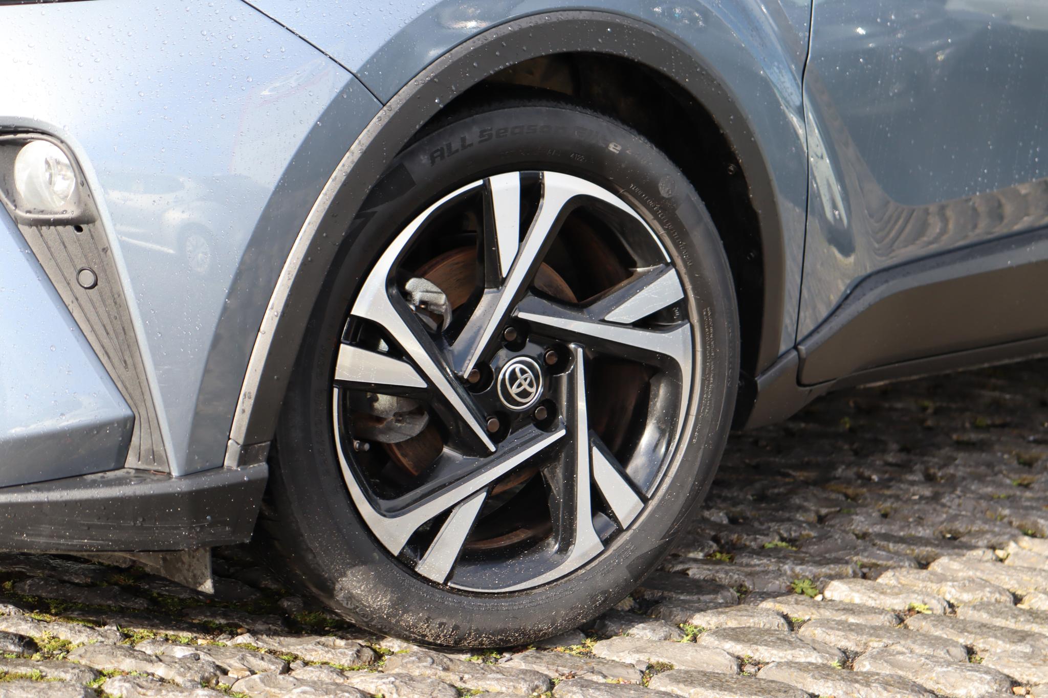 Foto van Toyota C-hr