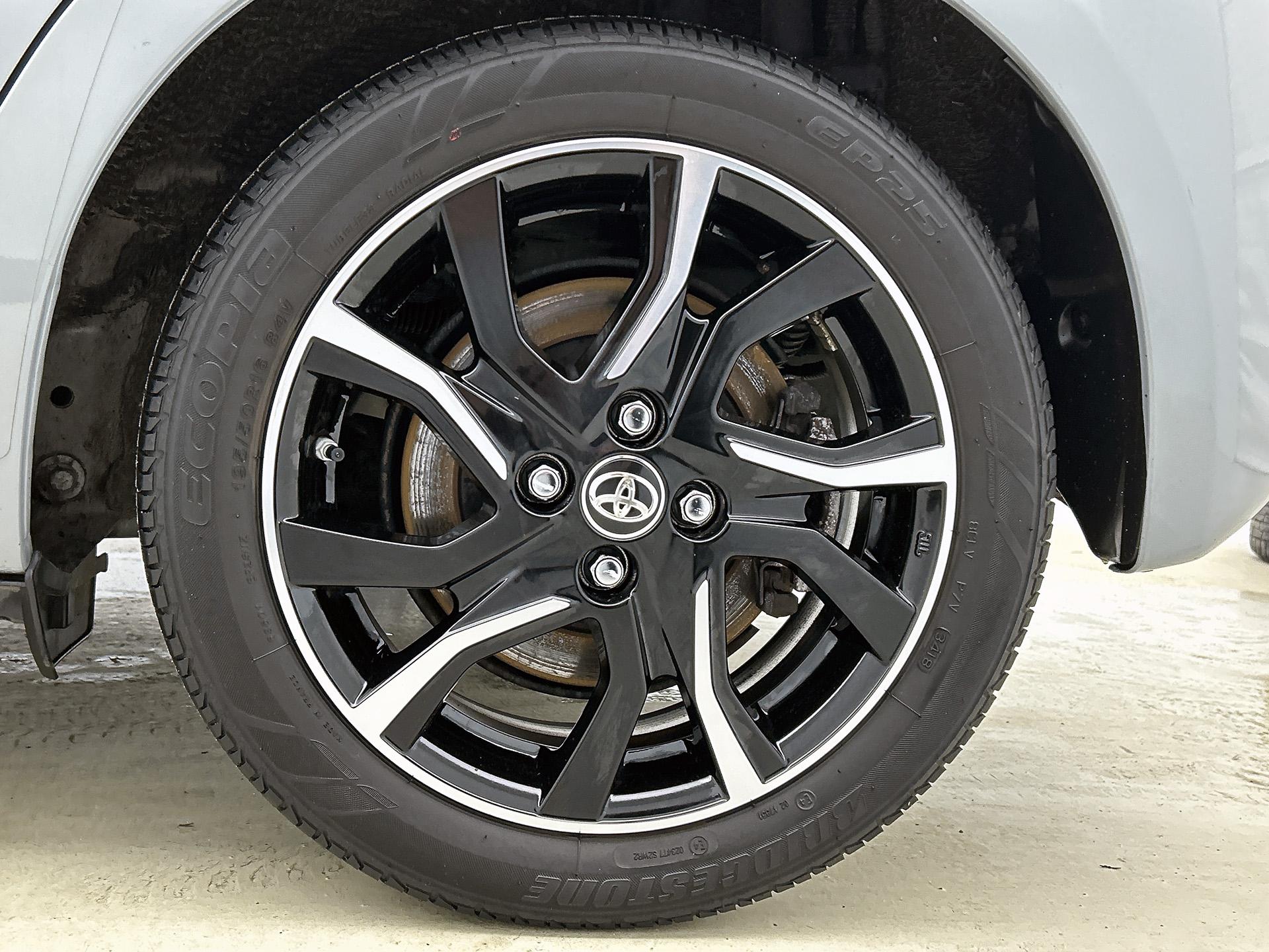 Foto van Toyota Toyota Yaris Hybrid
