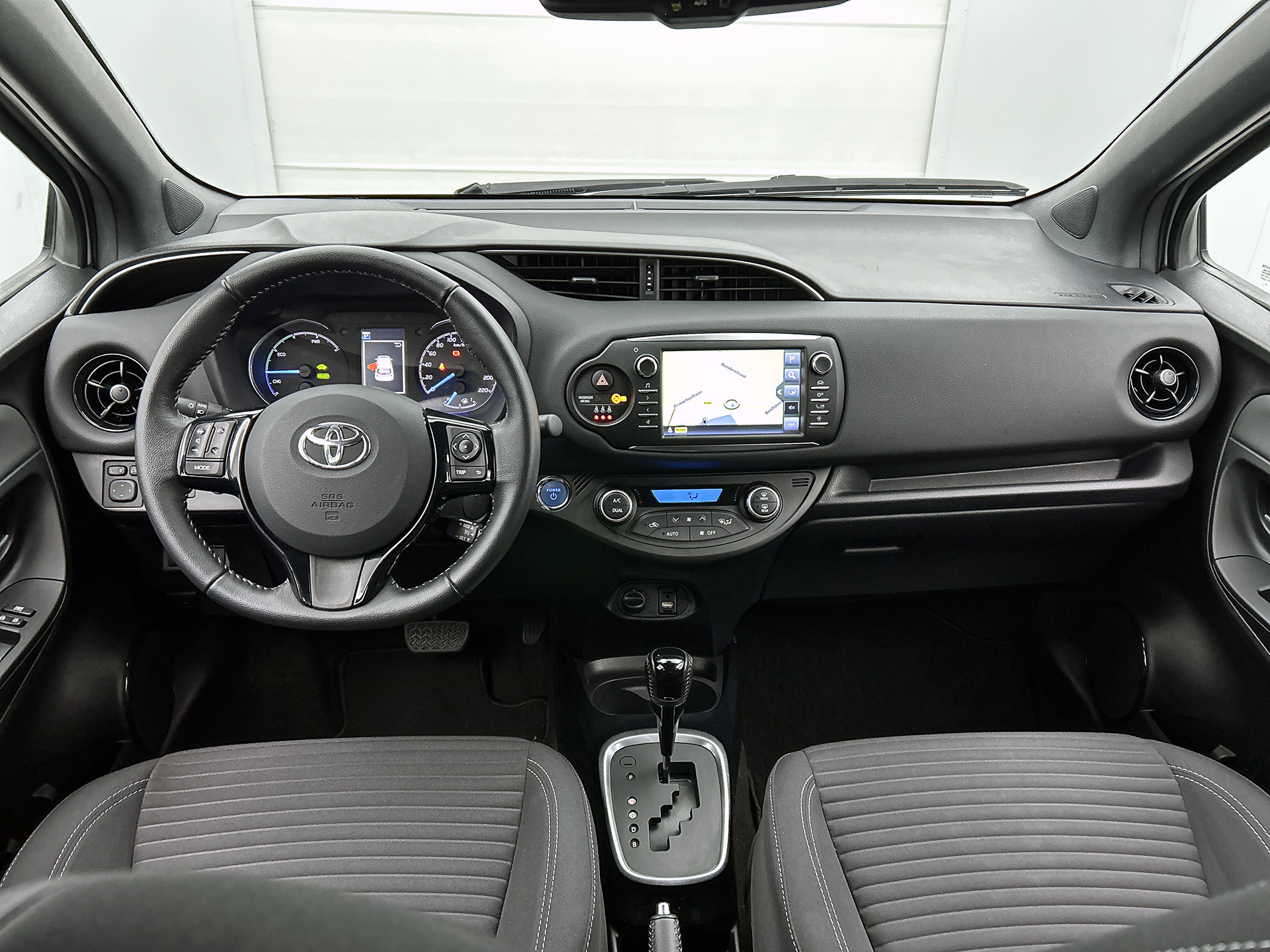 Foto van Toyota Toyota Yaris Hybrid