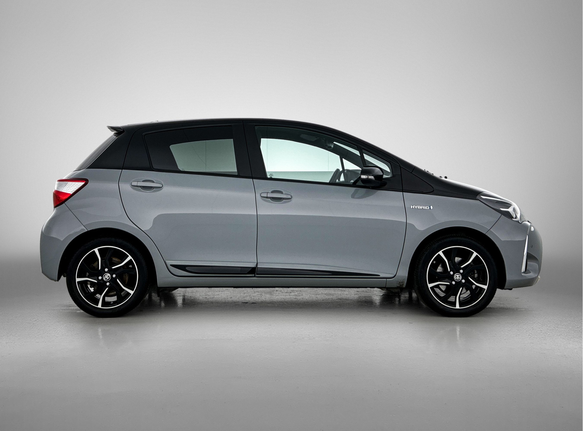 Foto van Toyota Toyota Yaris Hybrid