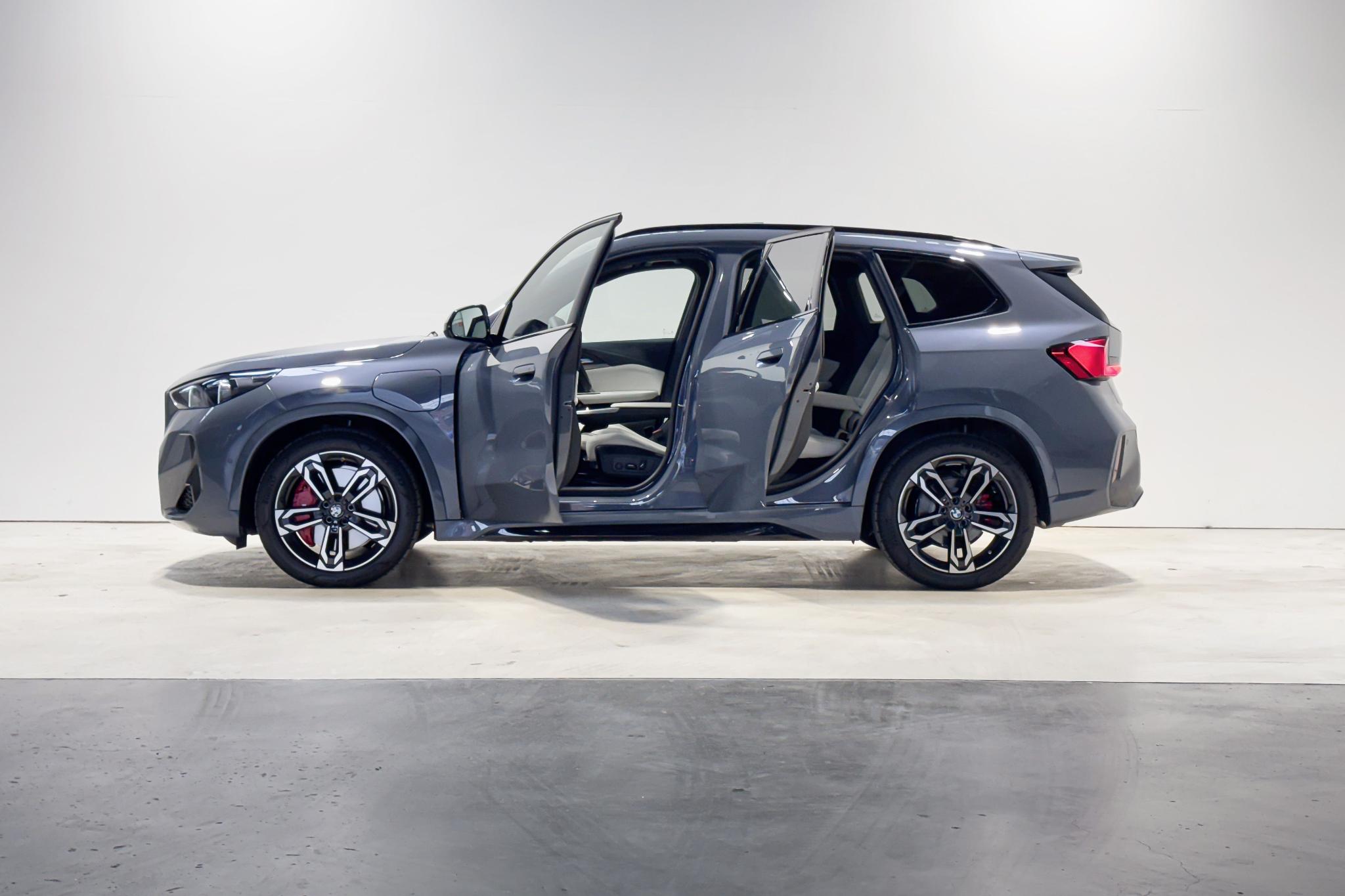 Foto van BMW X1 Xdrive25e