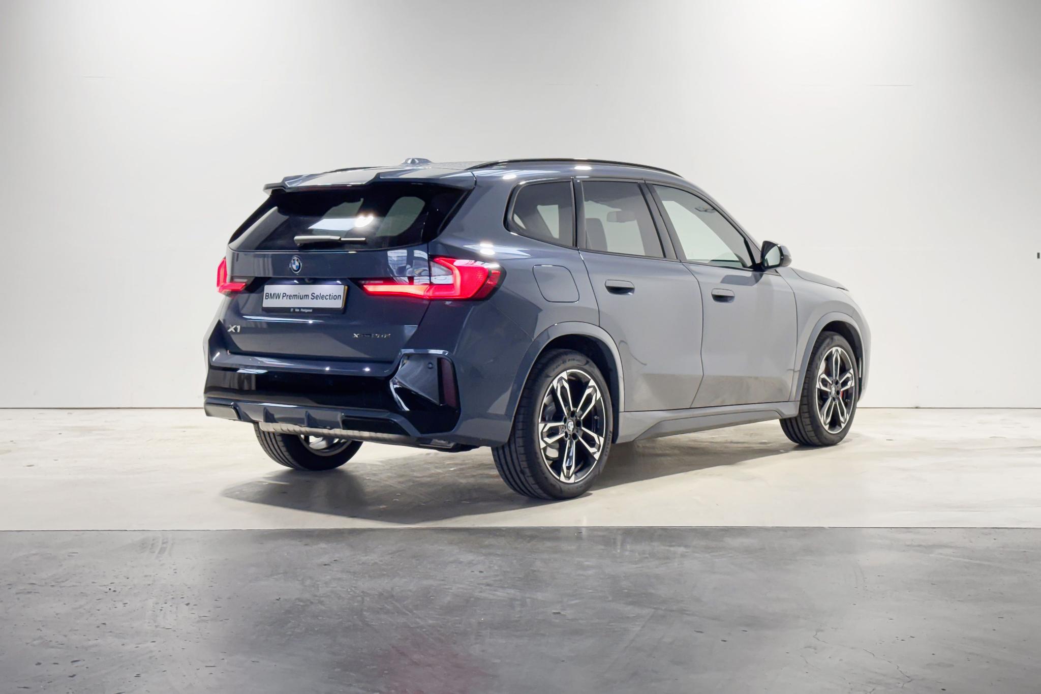 Foto van BMW X1 Xdrive25e