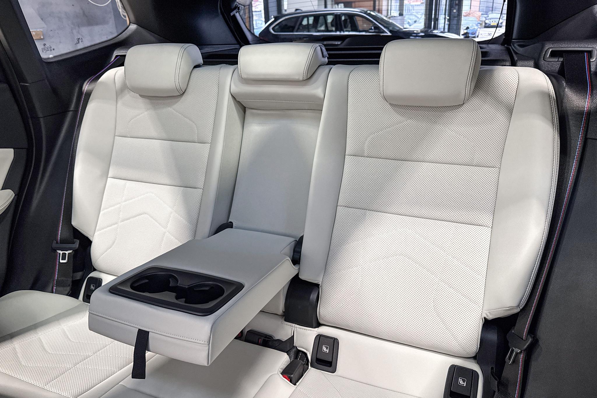 Foto van BMW X1 Xdrive25e