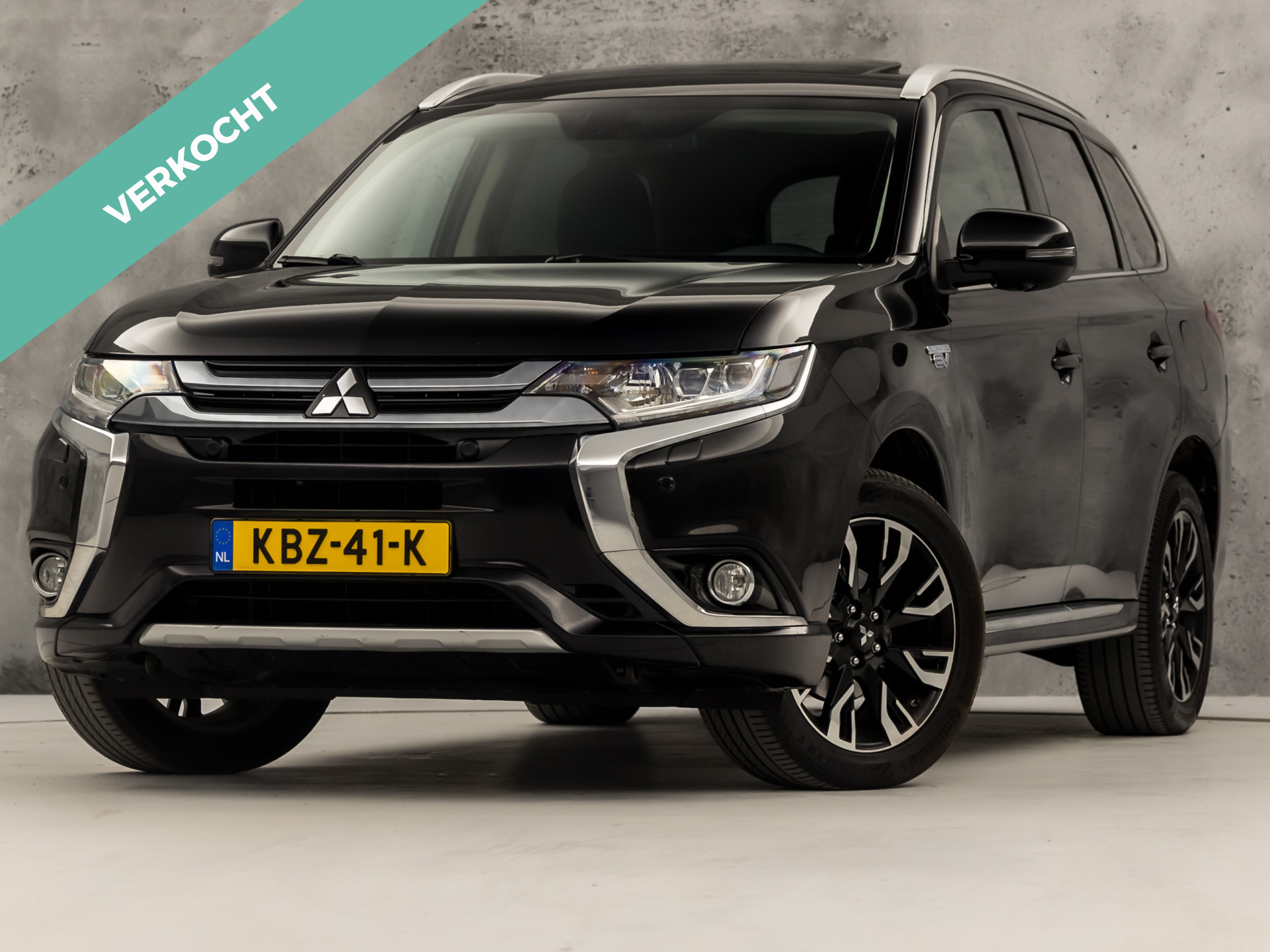 Mitsubishi Mitsubishi Outlander 2.0 PHEV Deluxe 2016 - voorkant