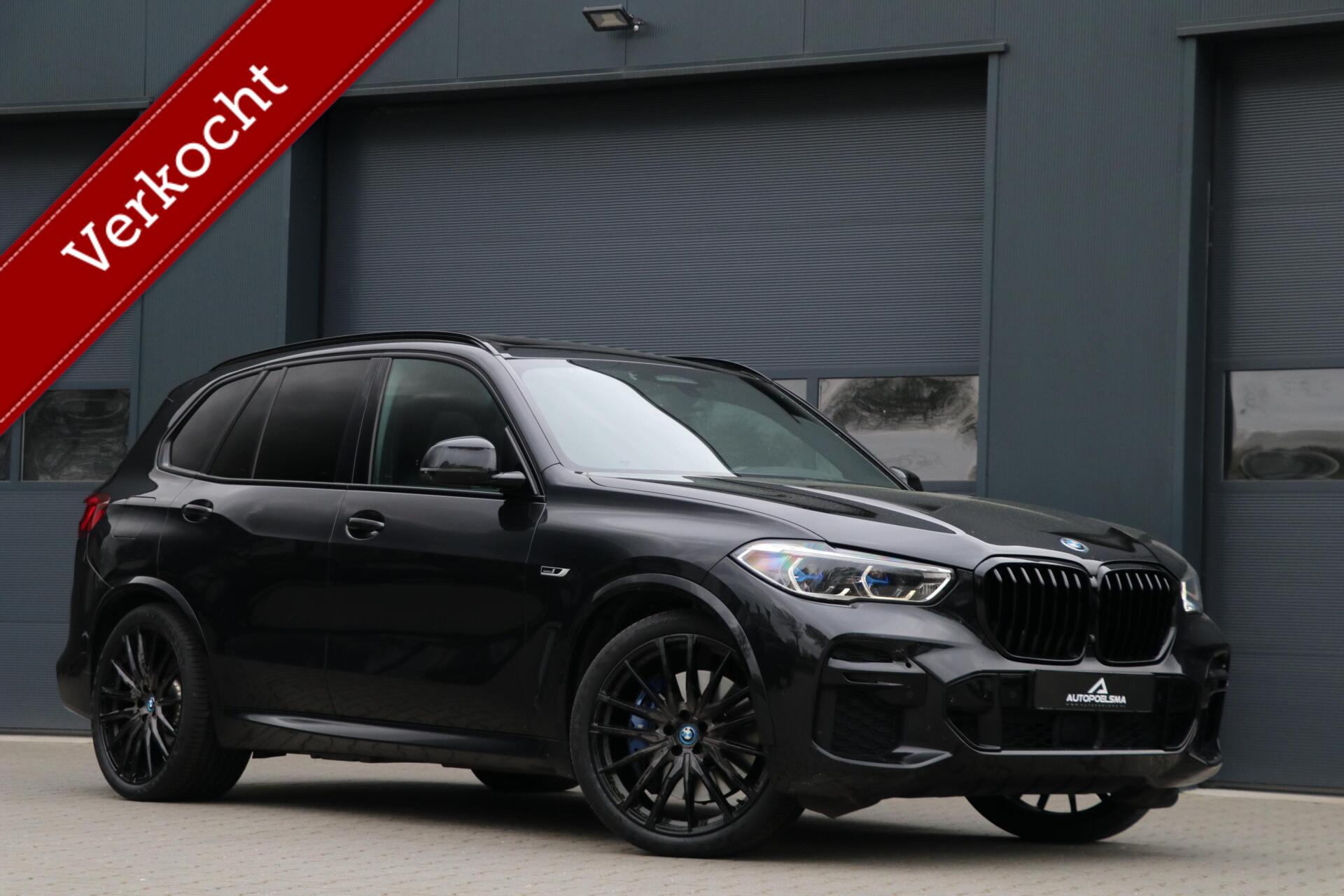 BMW X5 Xdrive45e xDrive45e High Executive M-SPORT Panodak Headup Trekhaak ShadowLine Stoel/Stuur verwarming Carplay Luchtvering 22''Inch Laserlicht BJ2021 2021 - voorkant