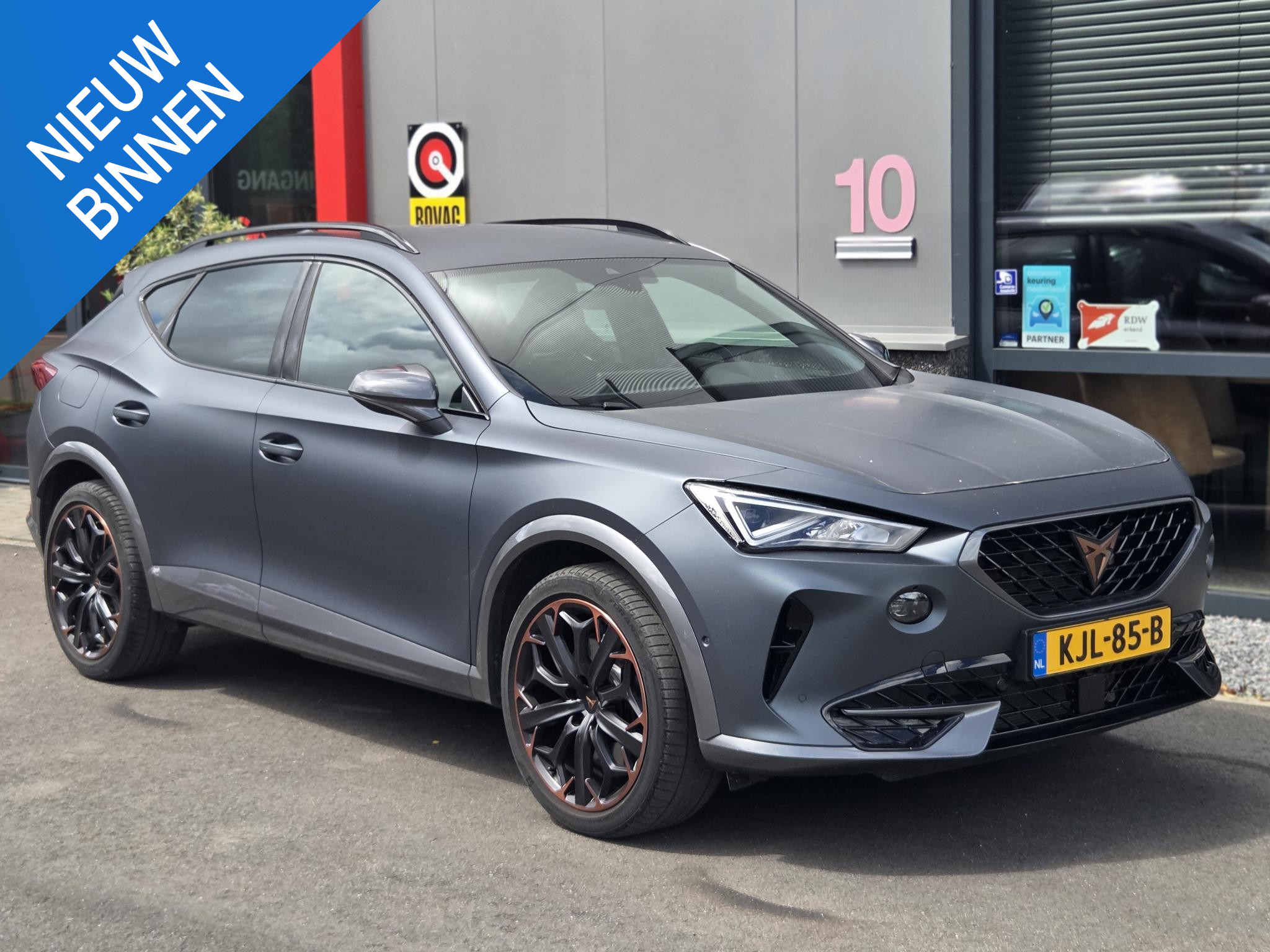 Foto van CUPRA FORMENTOR VZ E-HYBRID
