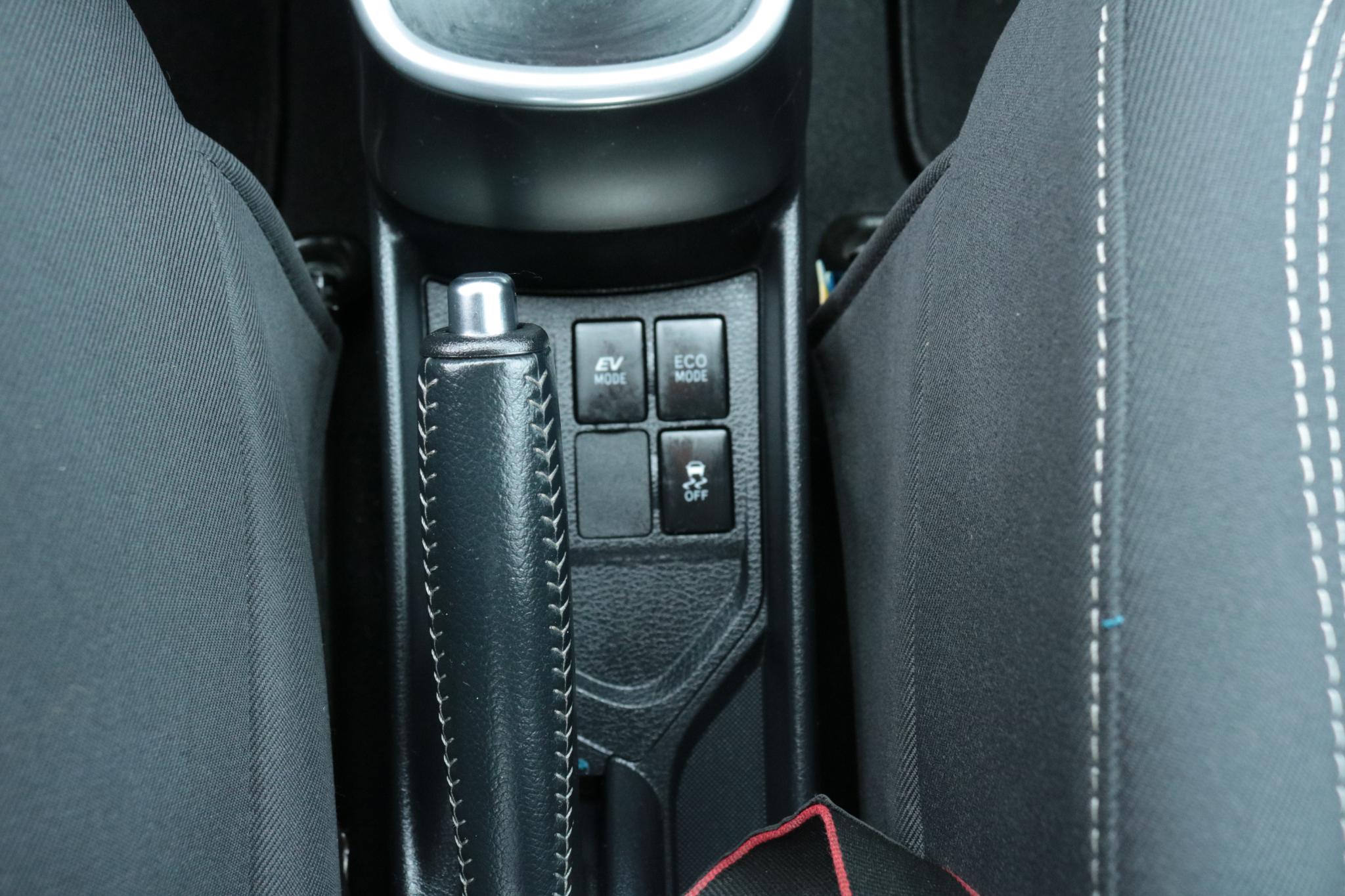 Foto van Toyota Toyota Yaris Hybrid