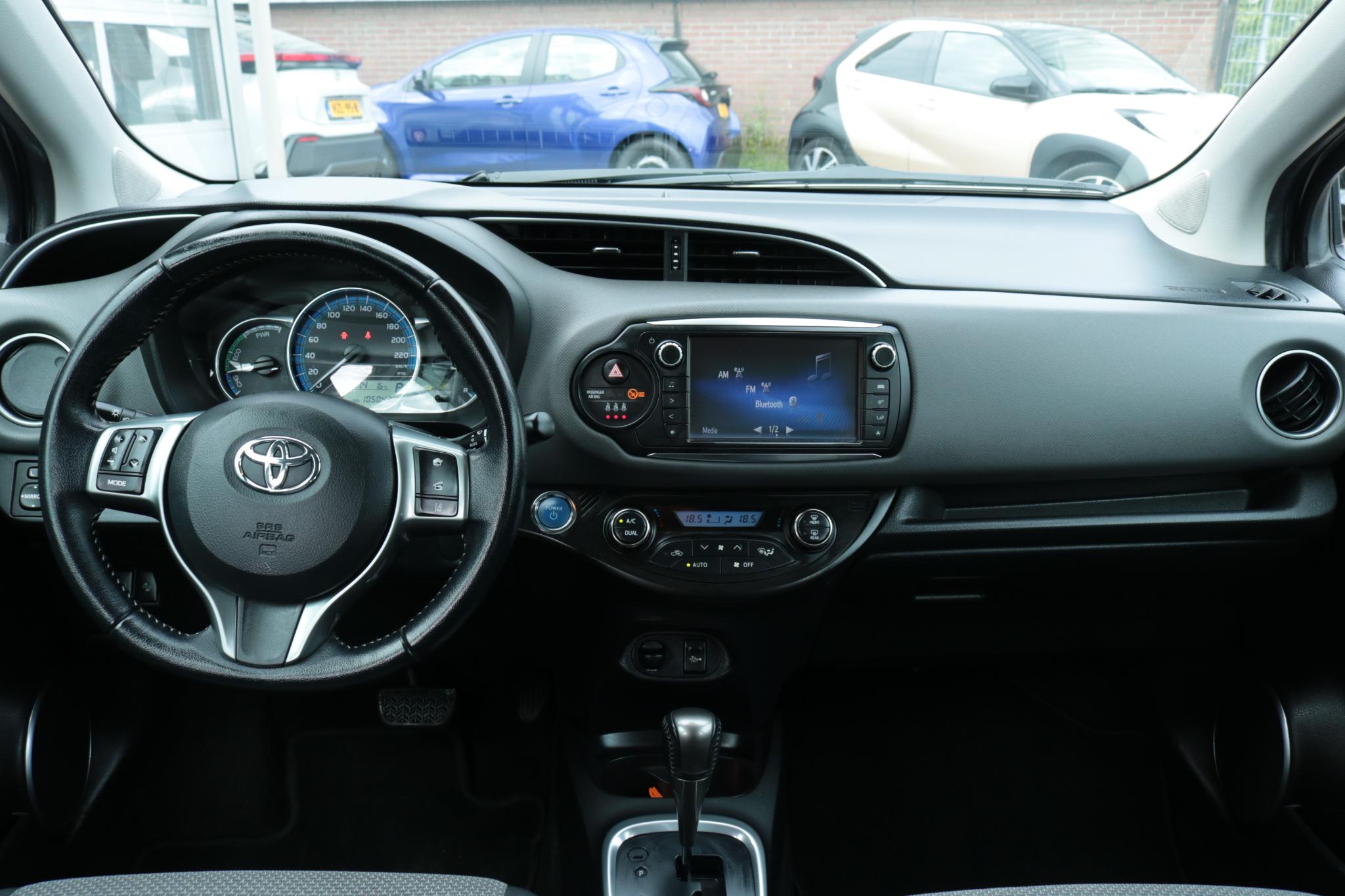 Foto van Toyota Toyota Yaris Hybrid