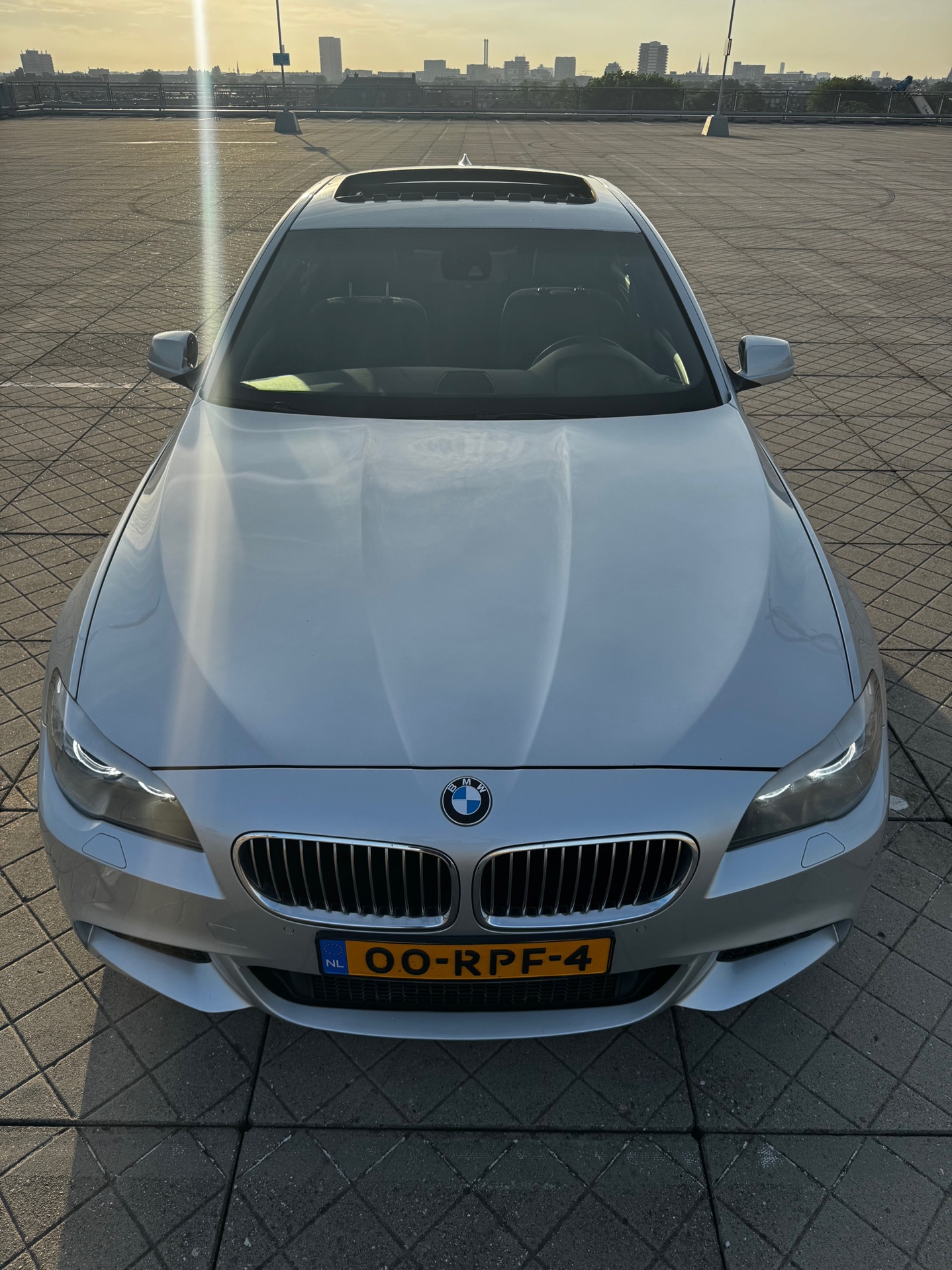Foto van BMW 528i