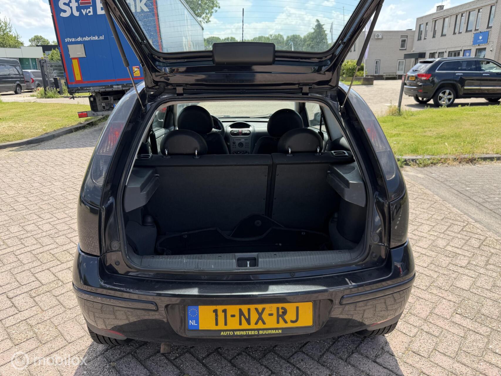 Foto van Opel Corsa-c