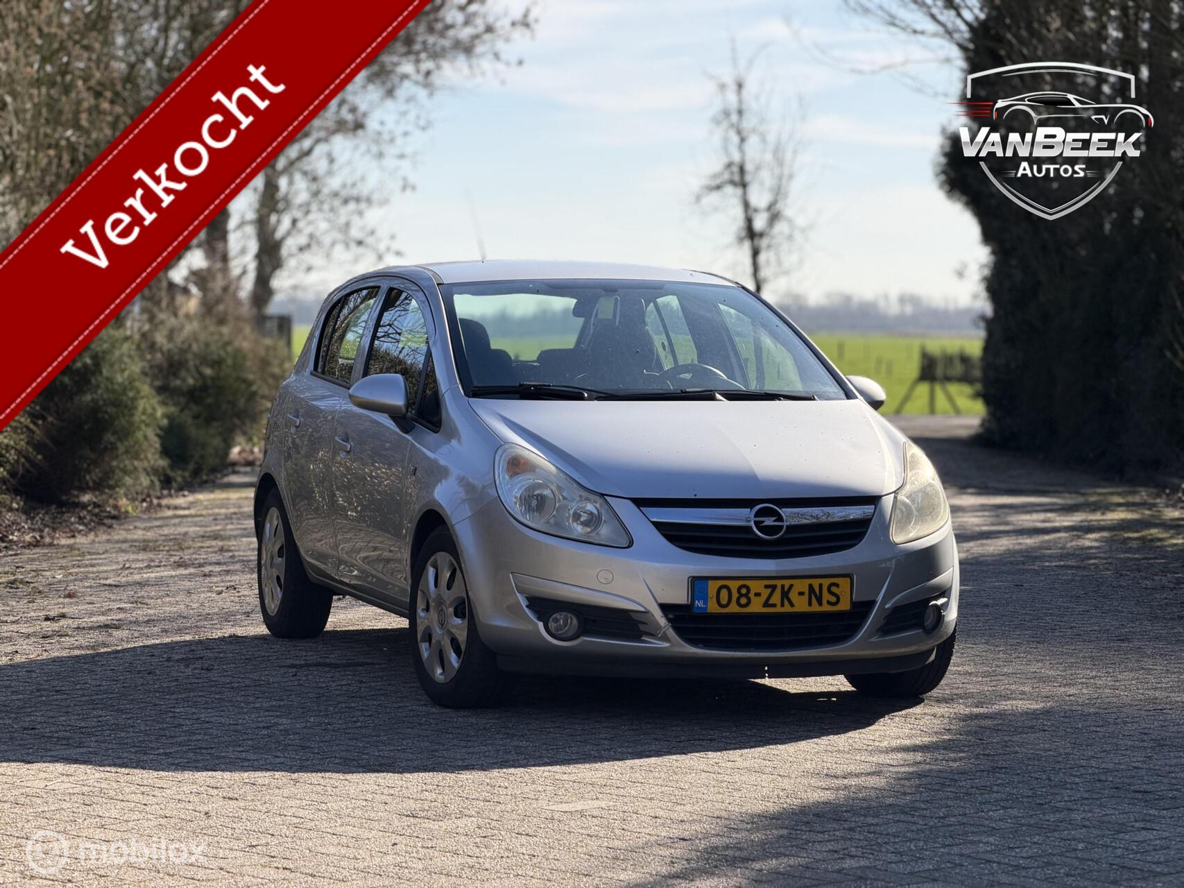 Opel Corsa 1.3 CDTi Business 2008 - voorkant
