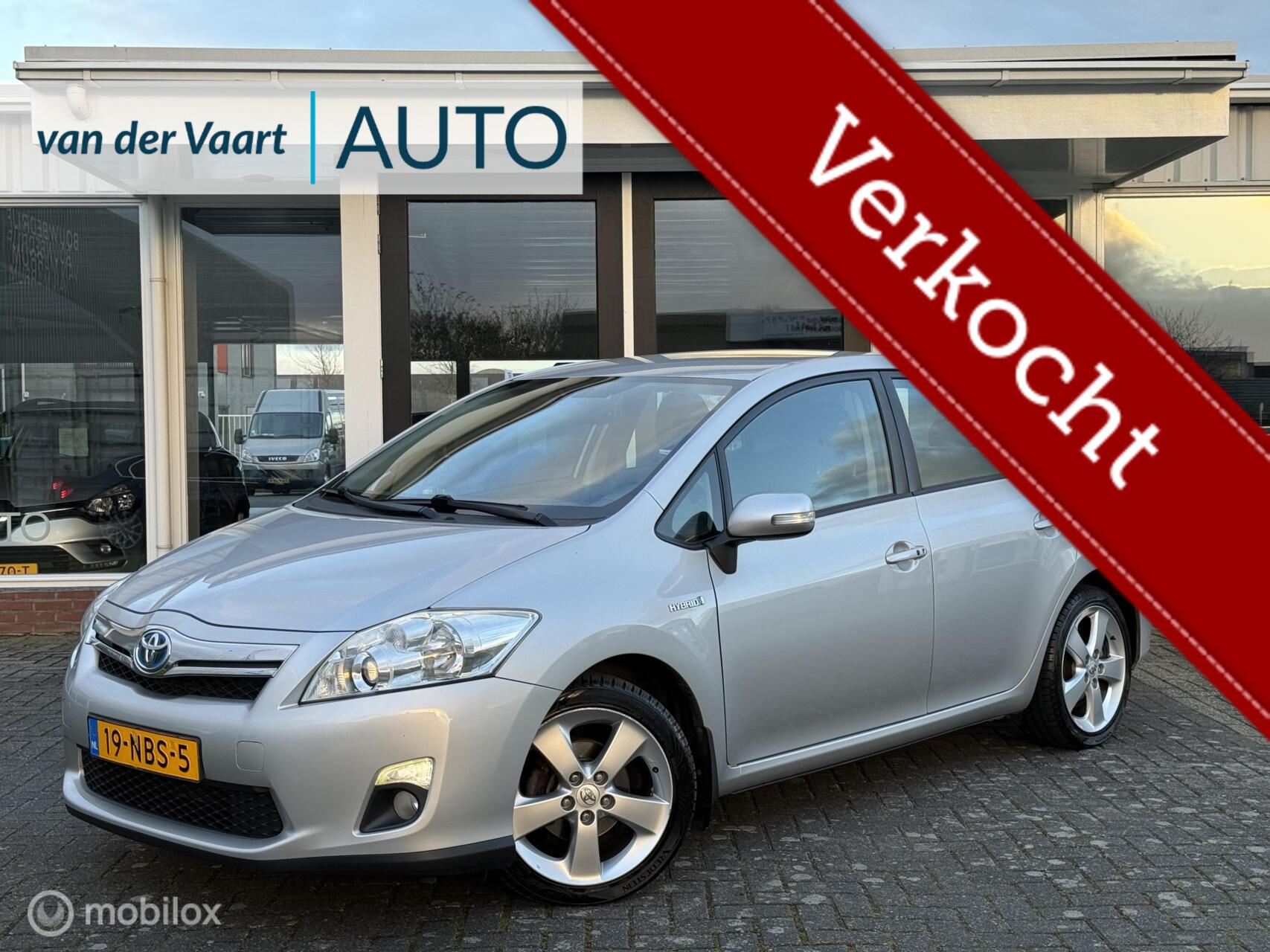 Toyota Toyota Auris 1.8 Full Hybrid Dynamic / Camera / Trekhaak 2010 - voorkant