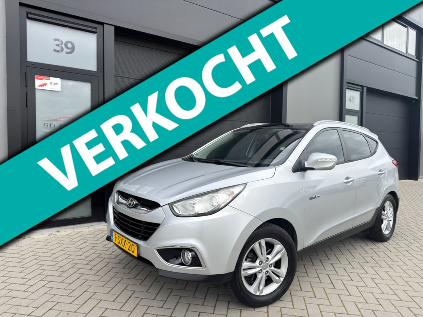 Hyundai Ix35 1.6i GDI Style|Weinig km|Pano|Airco|Keyless|THK 2013 - voorkant