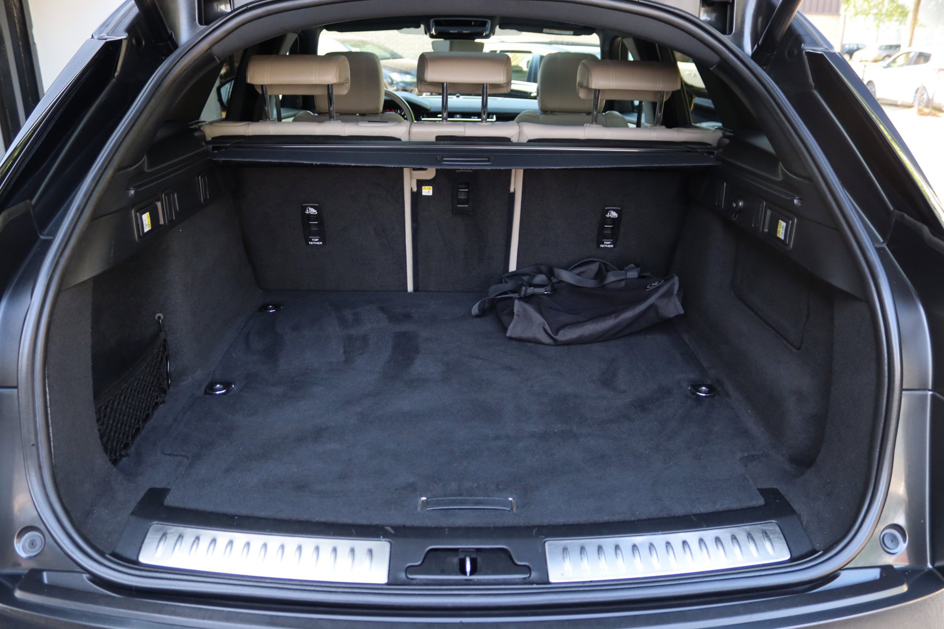 Foto van Land Rover Range Rover Velar