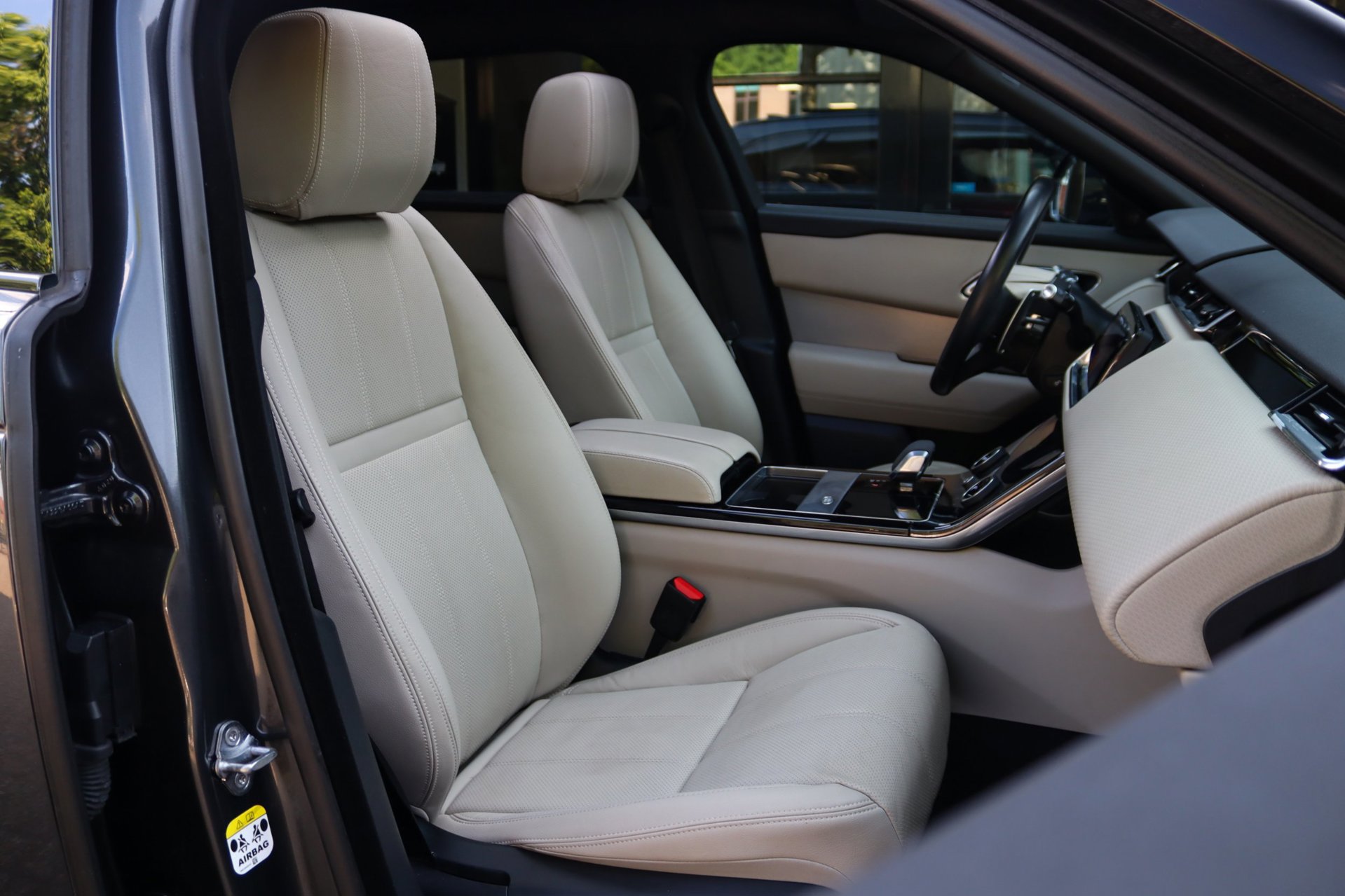 Foto van Land Rover Range Rover Velar