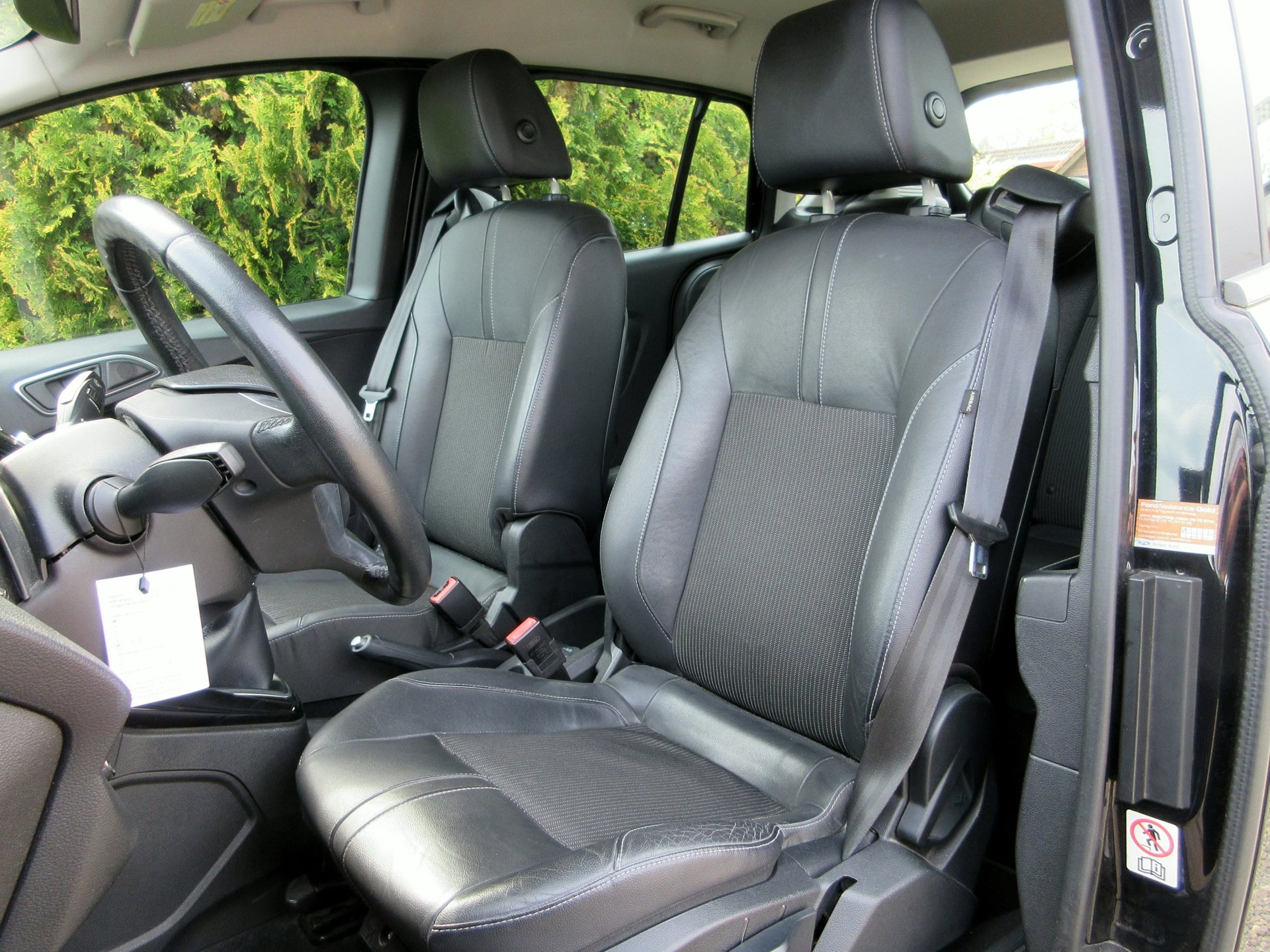 Foto van Ford B-max