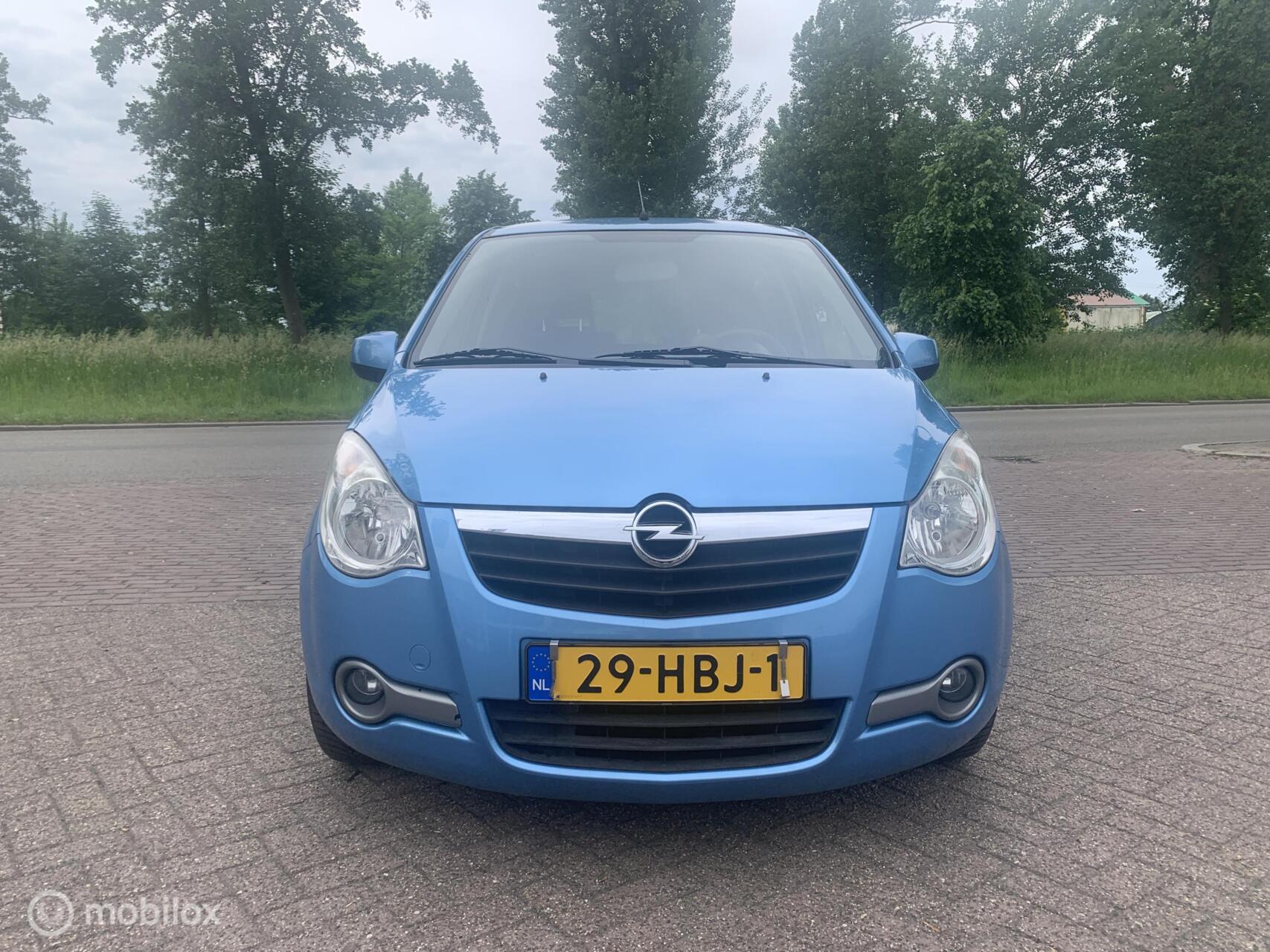 Foto van Opel Agila