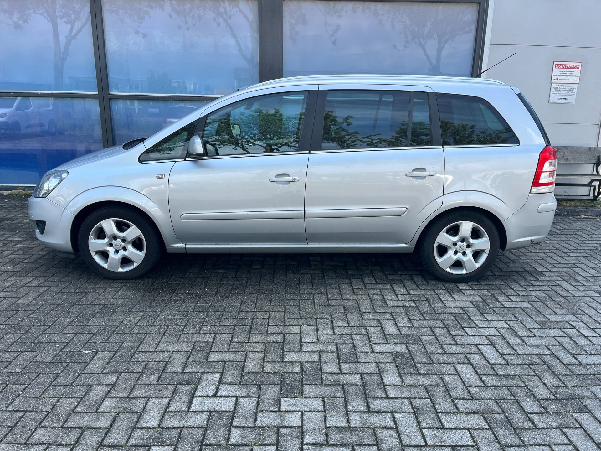 Foto van Opel Zafira