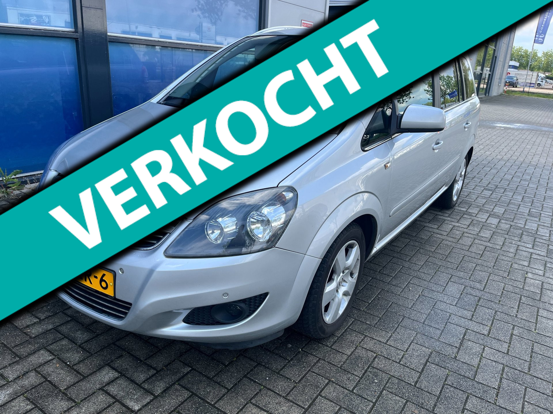 Opel Zafira 1.8 Edition automaat 7 zit 2011 - voorkant