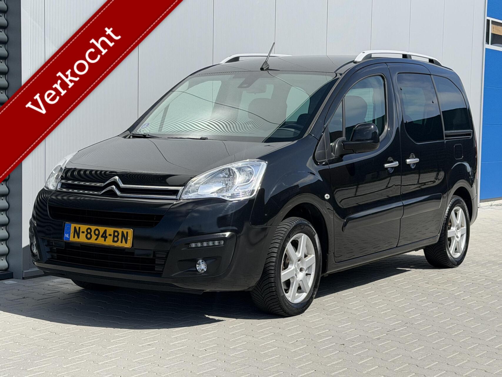 Citroen Berlingo 1.2 PureTech Live 5 persoons | Airco | 2017 - voorkant