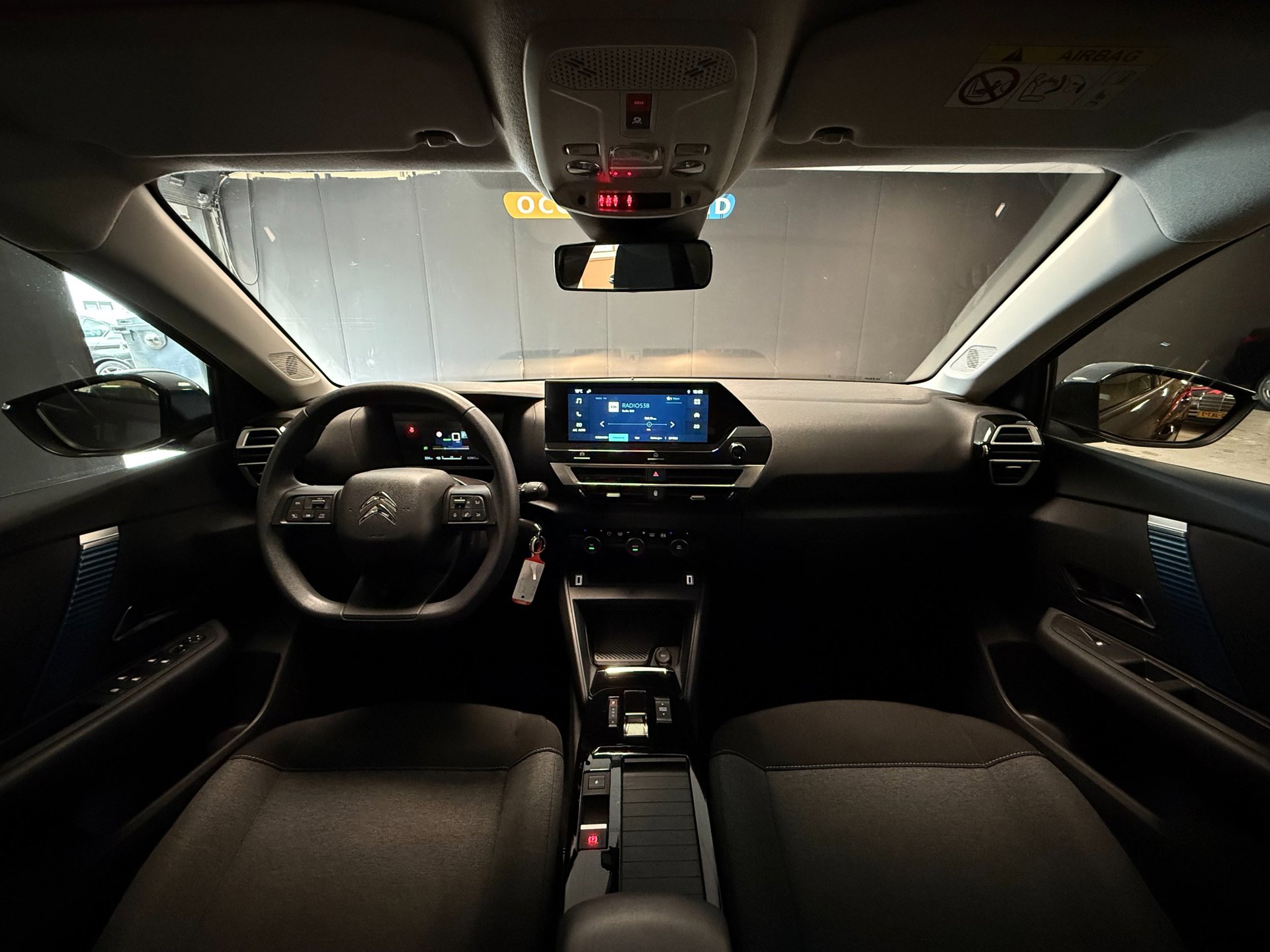 Foto van Citroen E-c4