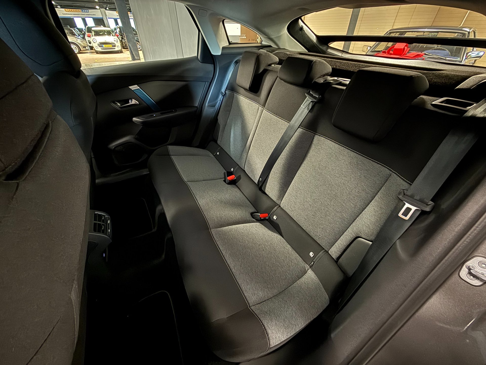 Foto van Citroen E-c4