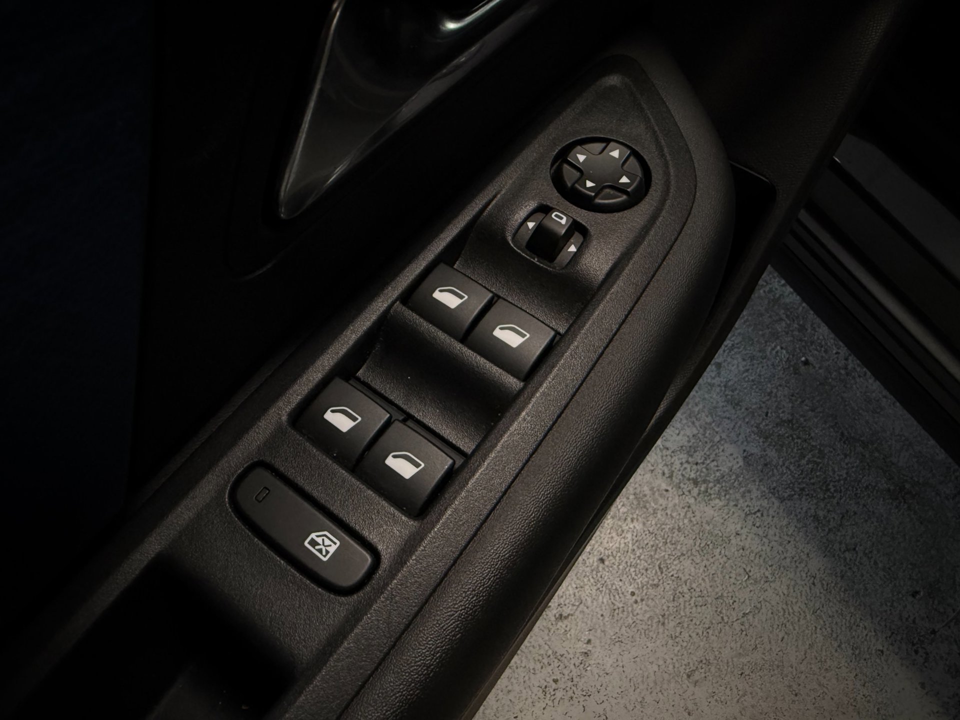 Foto van Citroen E-c4