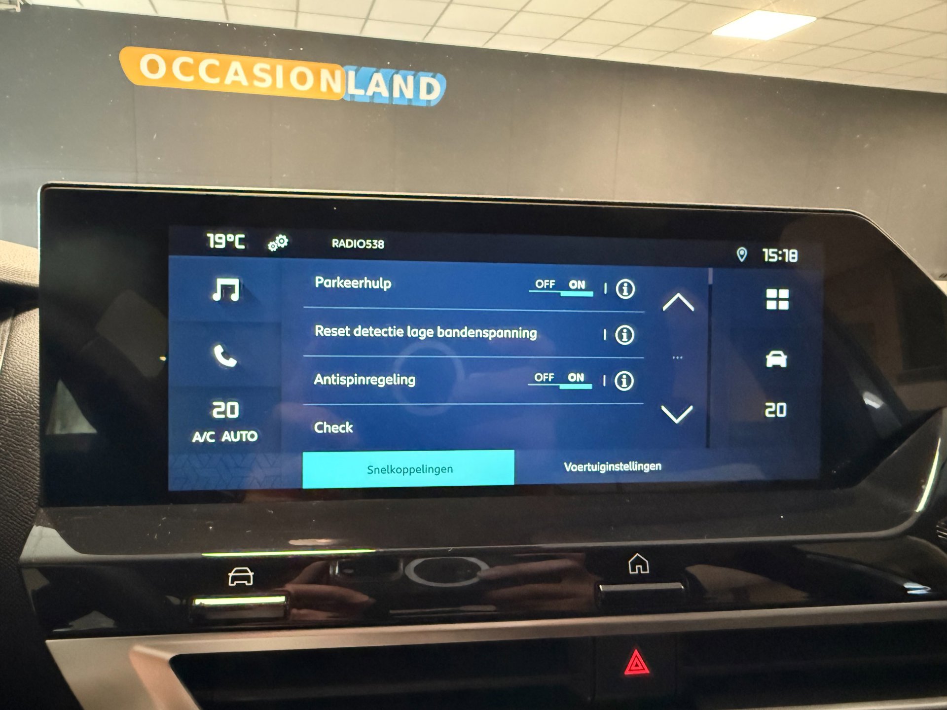 Foto van Citroen E-c4