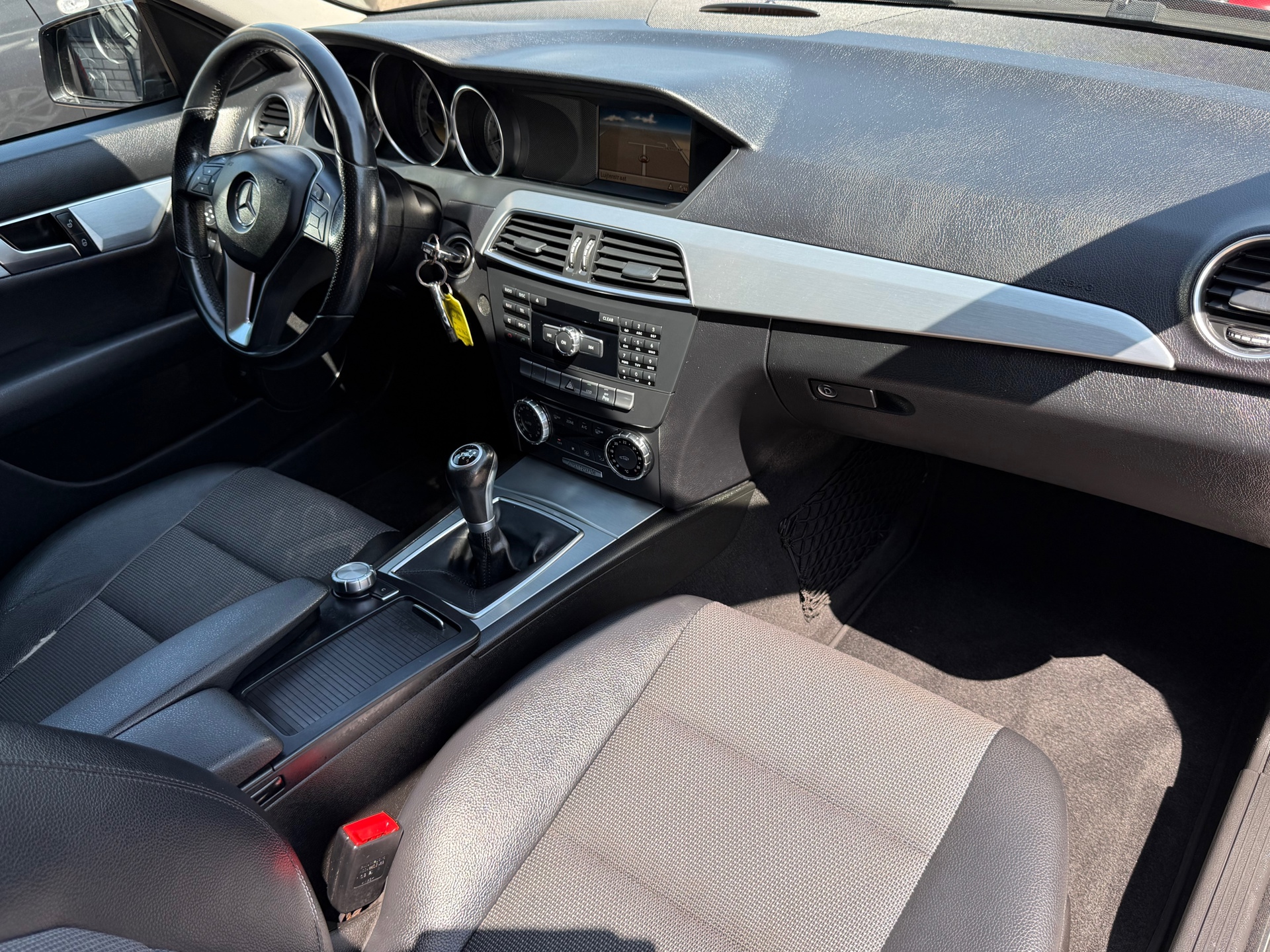 Foto van Mercedes-Benz C 180