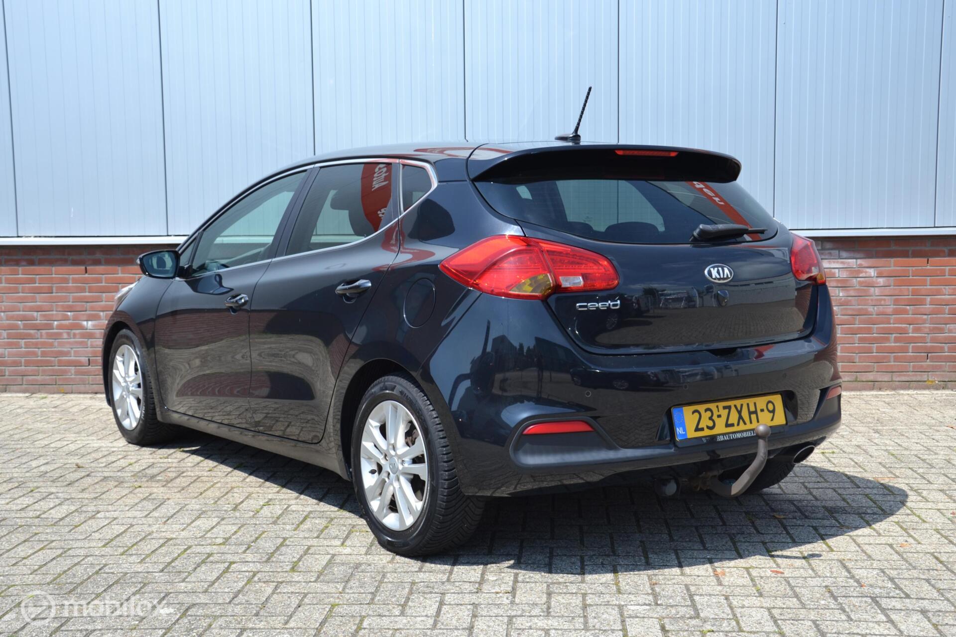 Foto van Kia Cee D