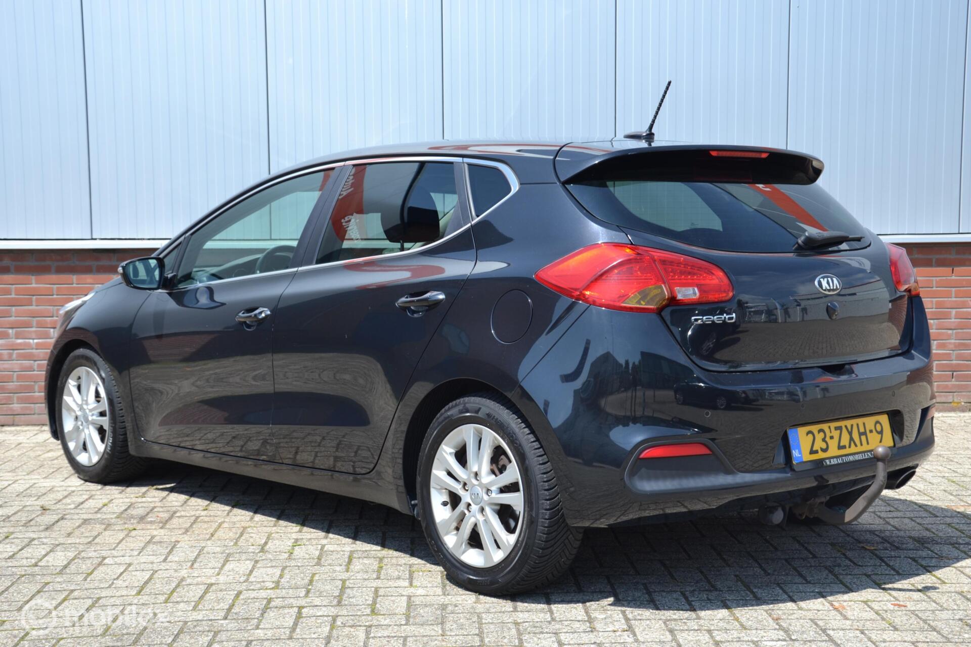 Foto van Kia Cee D