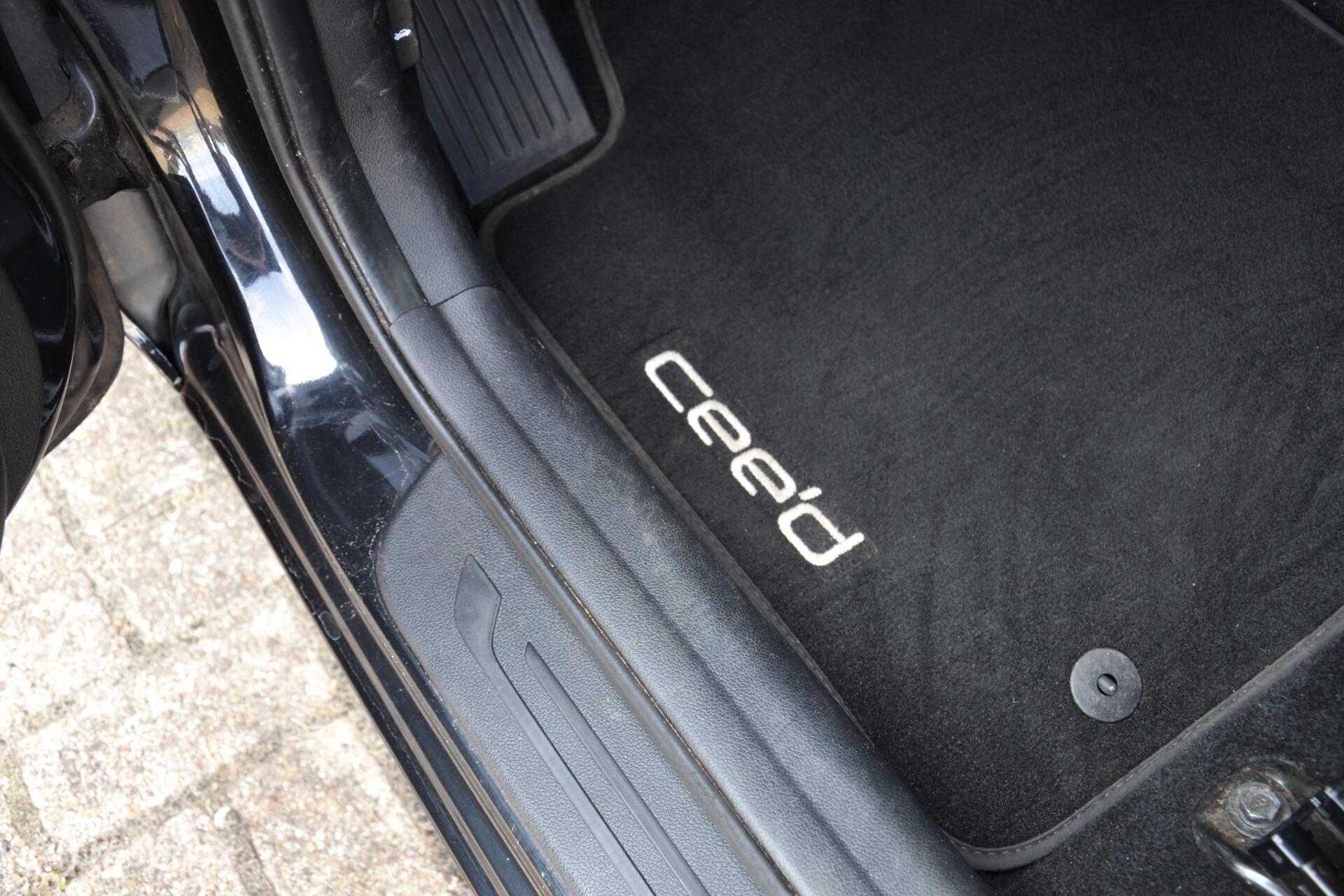 Foto van Kia Cee D