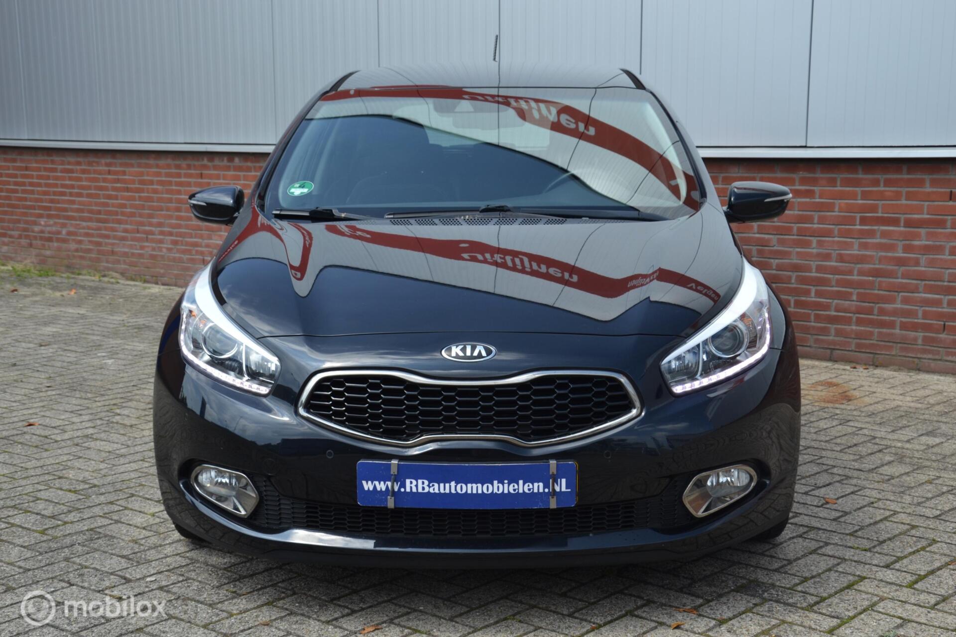 Foto van Kia Cee D