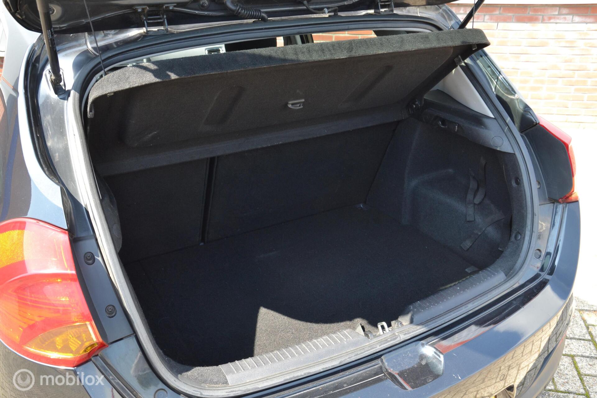 Foto van Kia Cee D