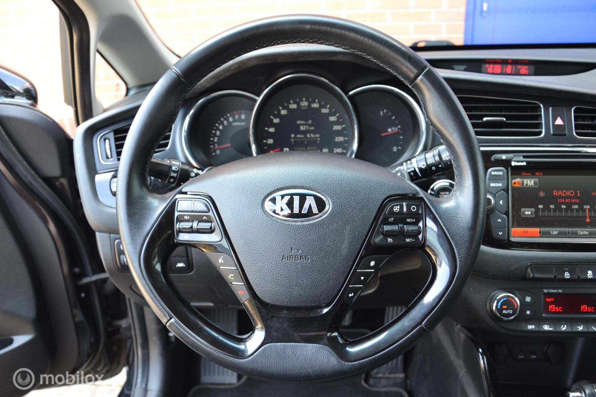 Foto van Kia Cee D