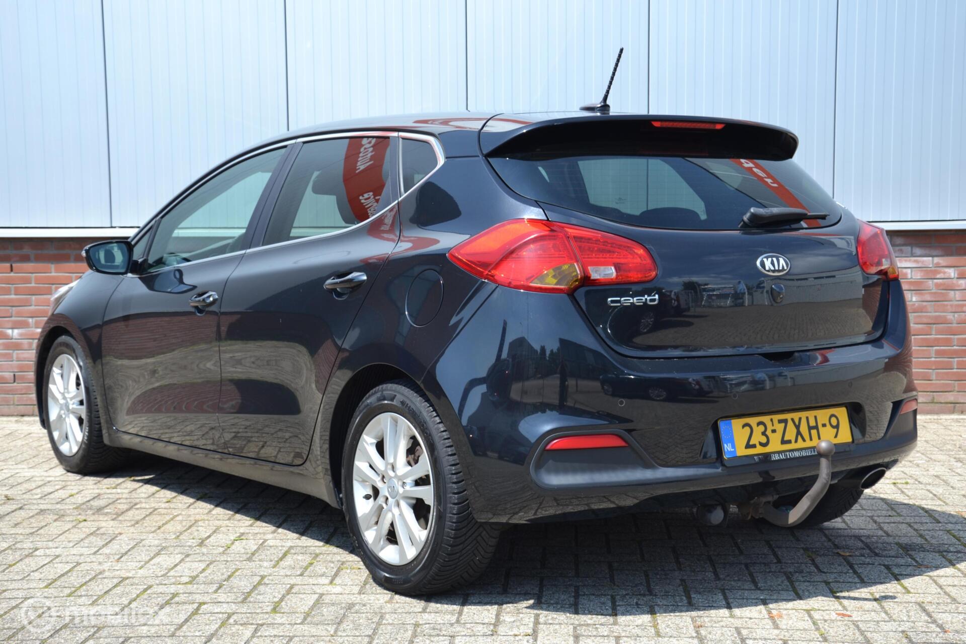 Foto van Kia Cee D