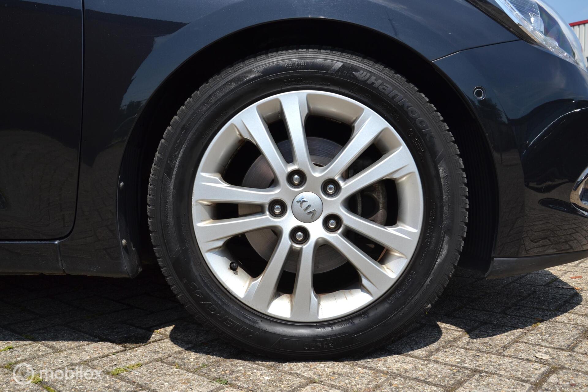 Foto van Kia Cee D