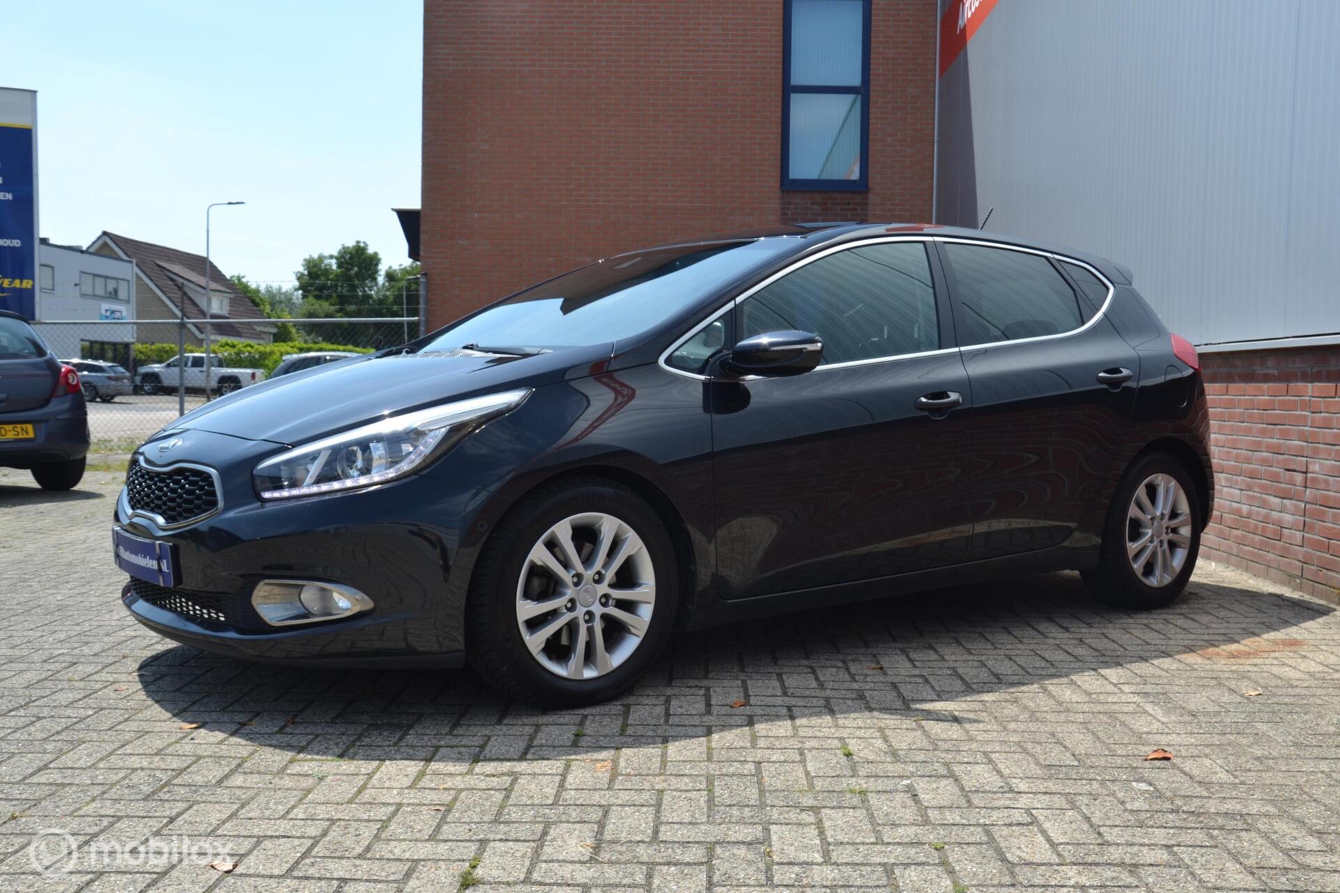 Foto van Kia Cee D