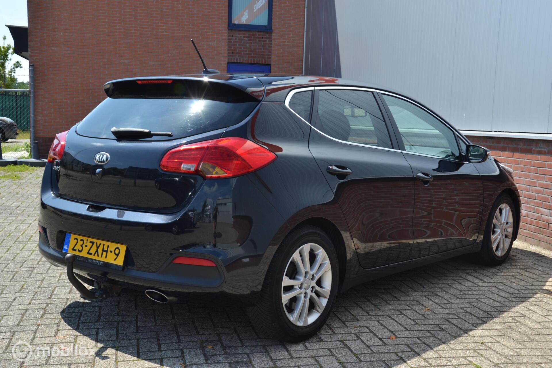 Foto van Kia Cee D