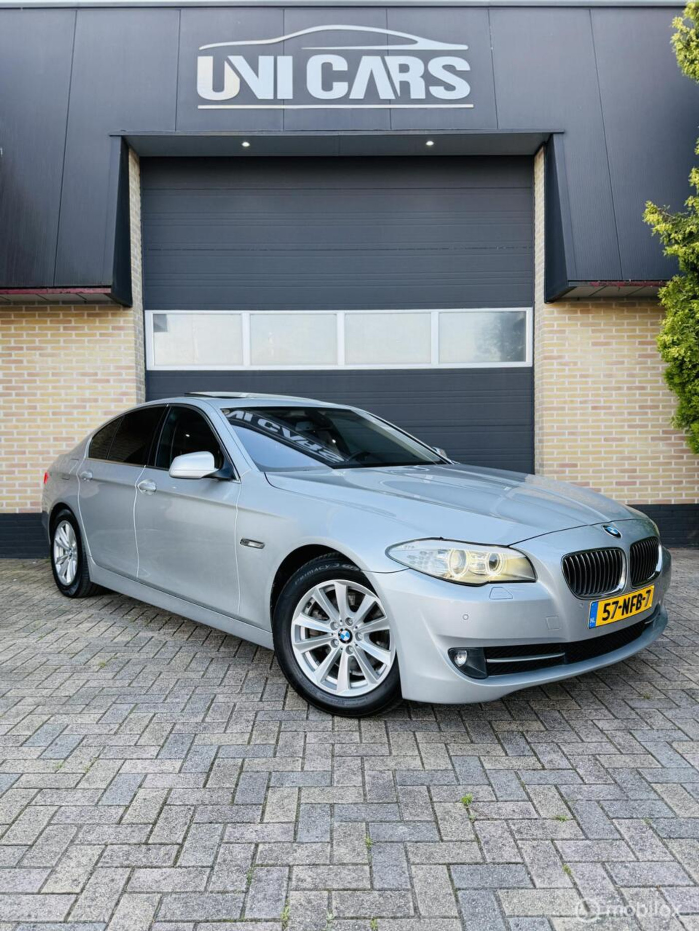 BMW 523i 523i High Executive|Opendak|Leder|Nette staat! 2010 - voorkant
