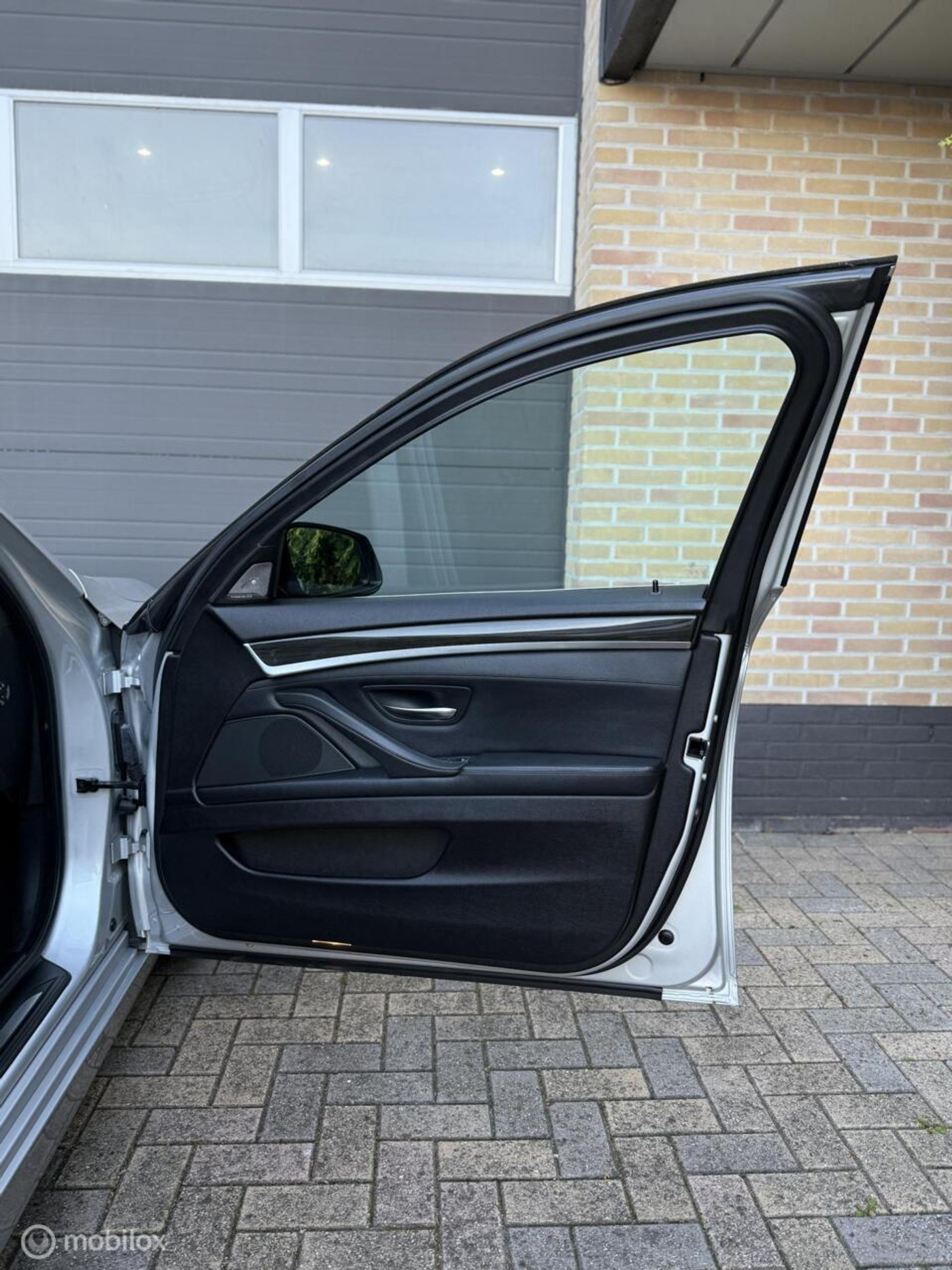 Foto van BMW 523i