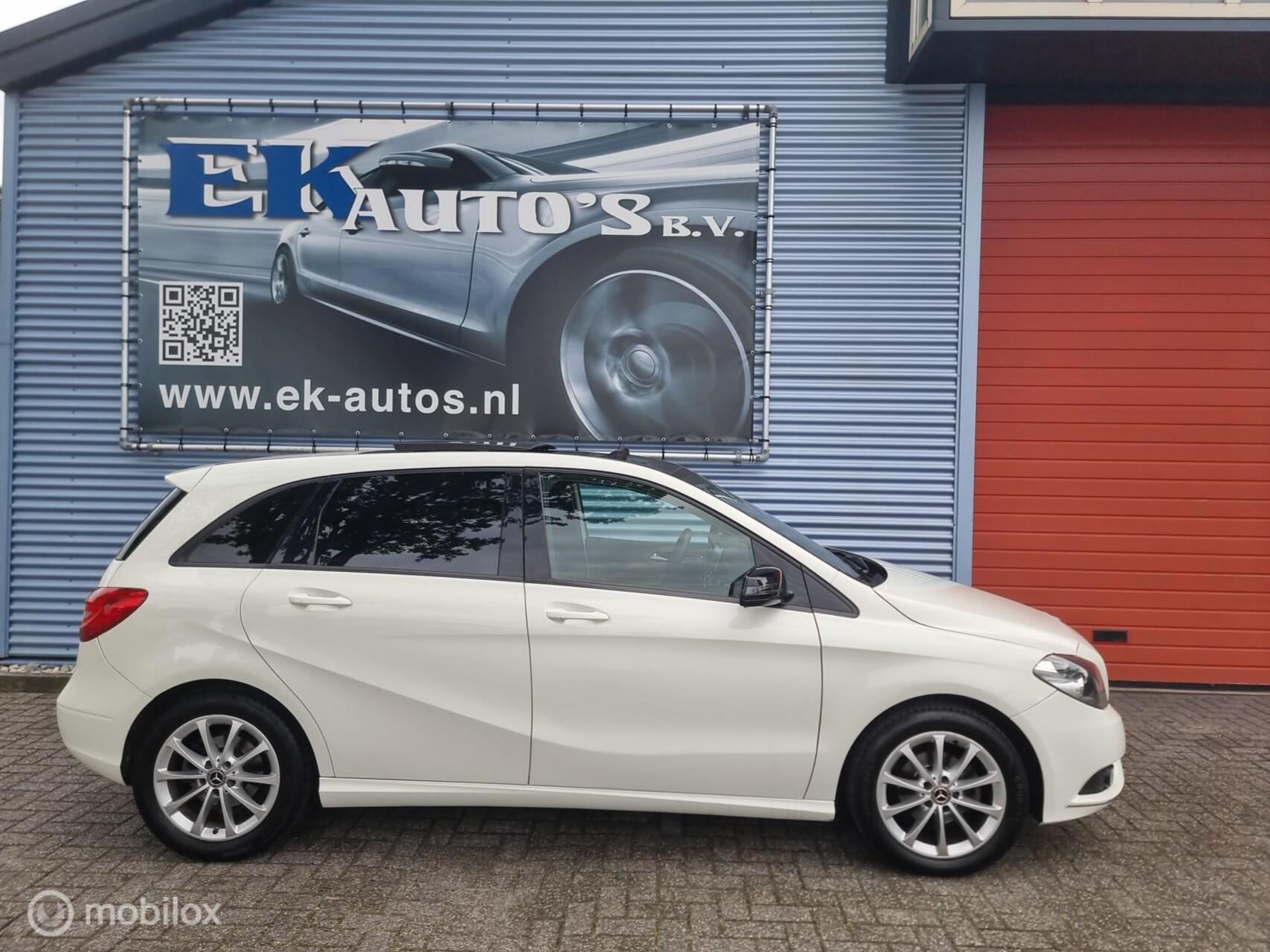 Foto van Mercedes-Benz B 180