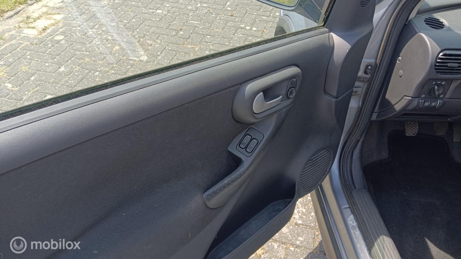 Foto van Opel Corsa-c