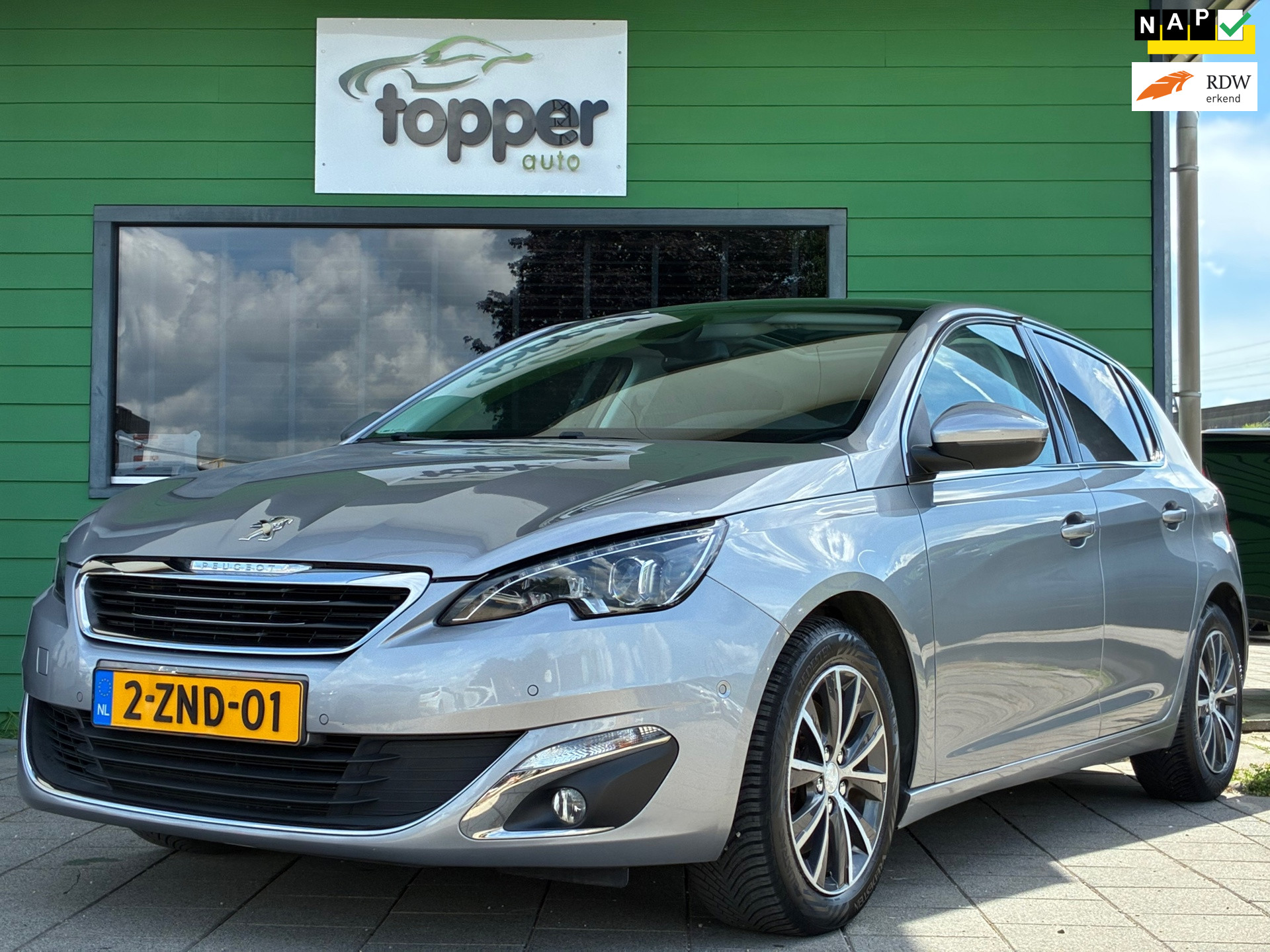 Peugeot 308 1.6 THP Allure|2e Eigenaar|Panoramadak|Navigatie|Camera|Cruise|Trekhaak 2015 - voorkant
