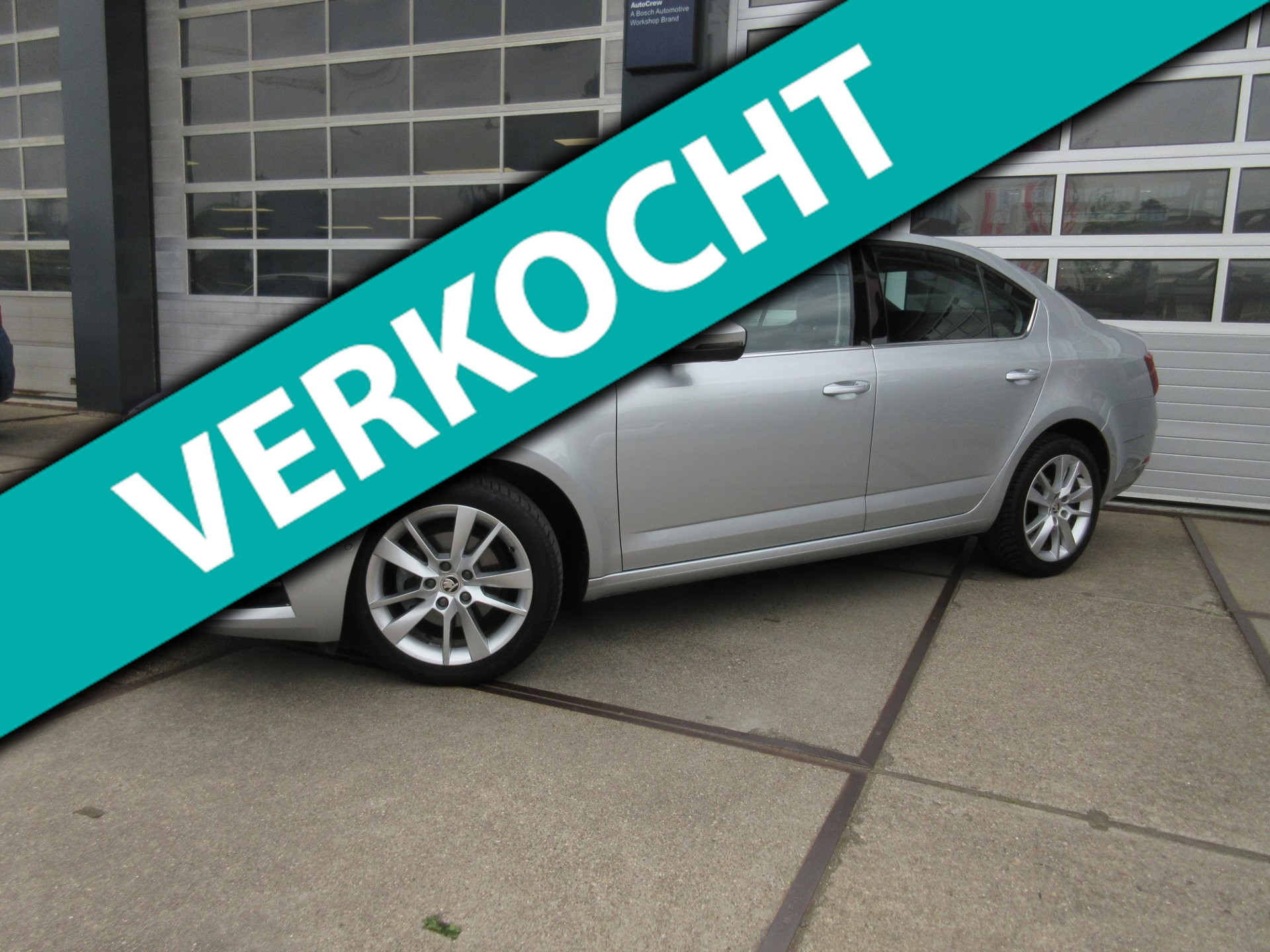 Skoda Octavia 1.0 TSI Greentech Style Business / Carplay / Camera 2019 - voorkant