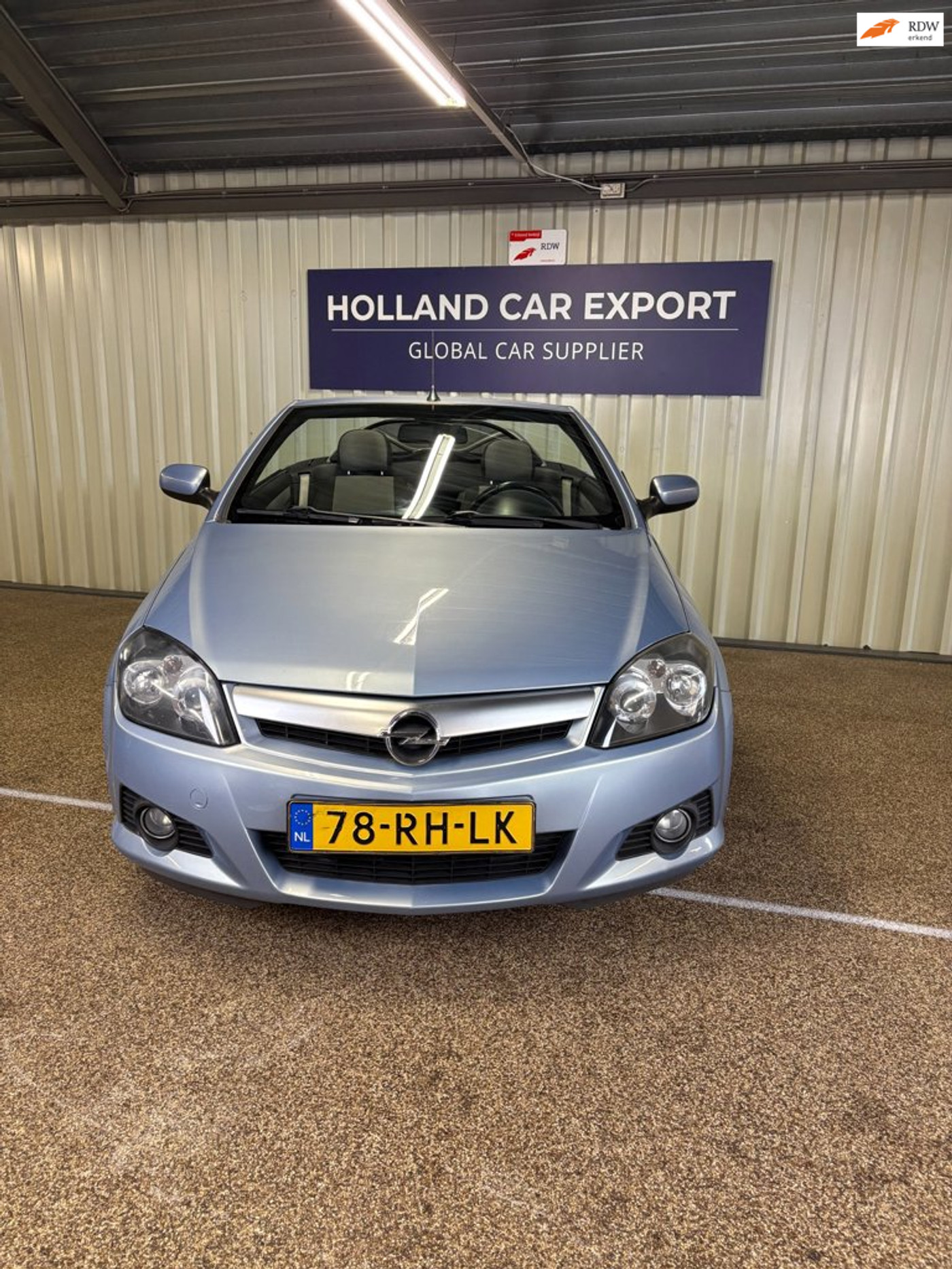 Foto van OPEL TIGRA
