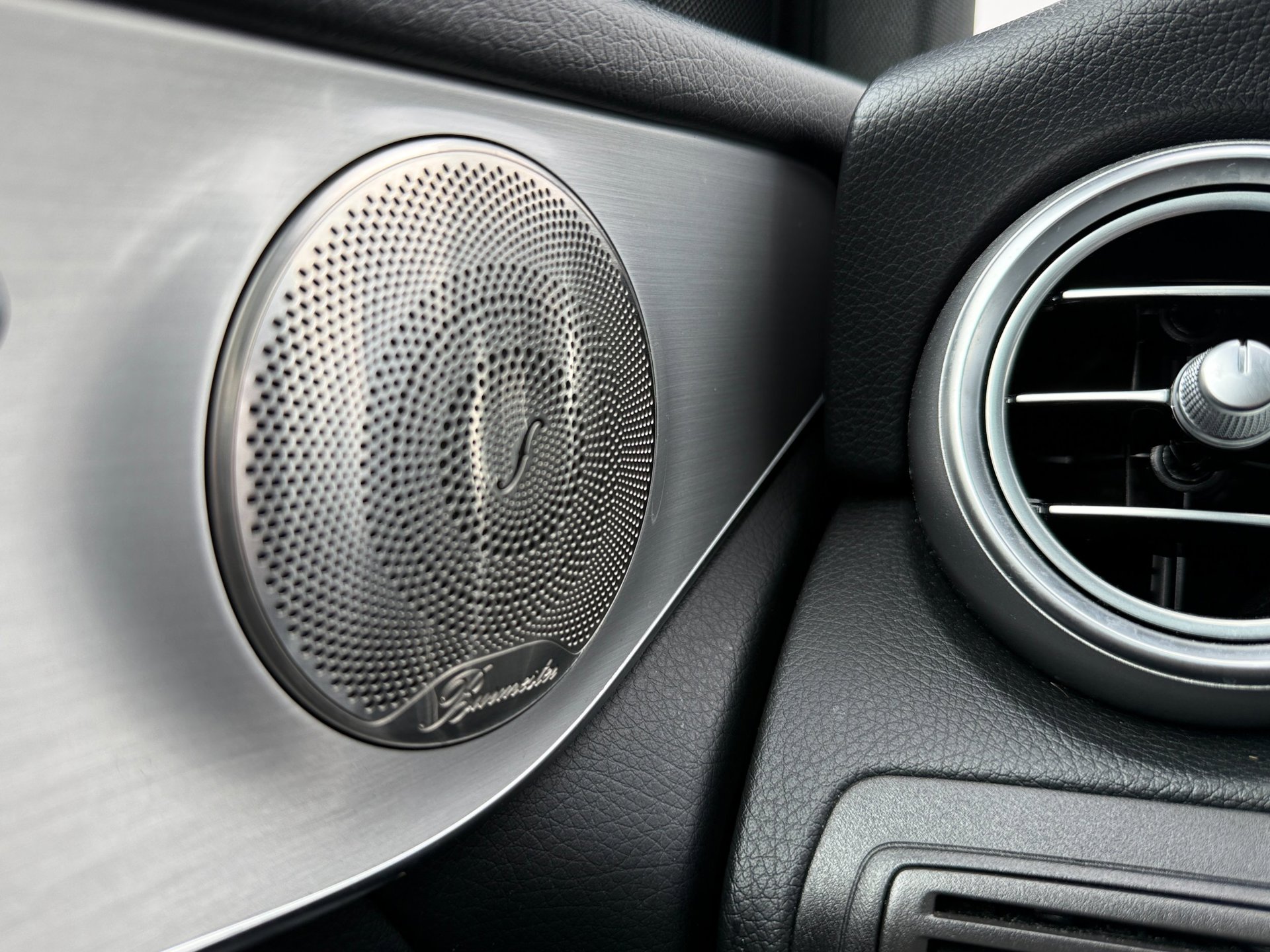 Foto van Mercedes-Benz GLC 300 E 4Matic